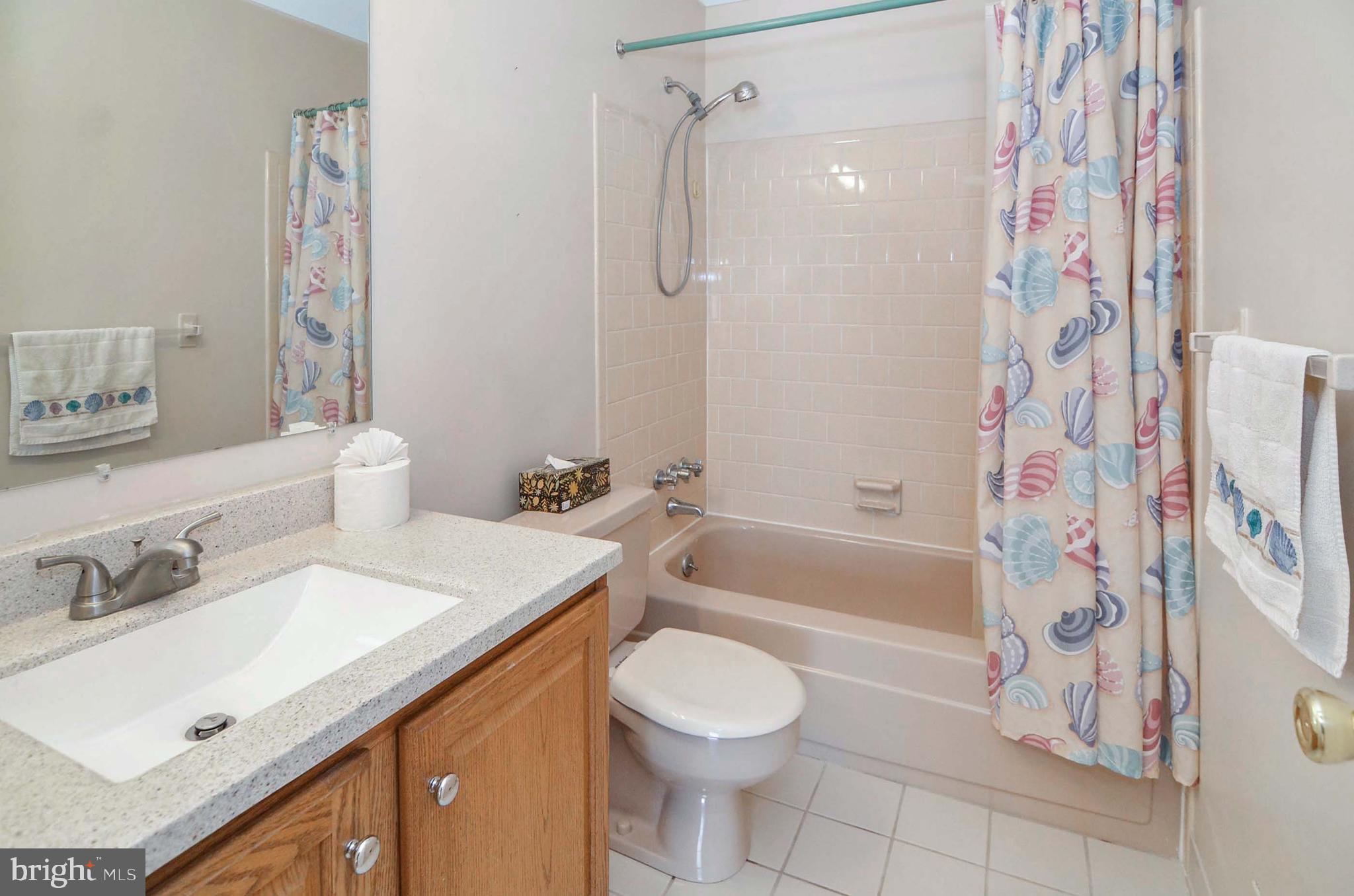 MIS-JAN ESTATES - Residential