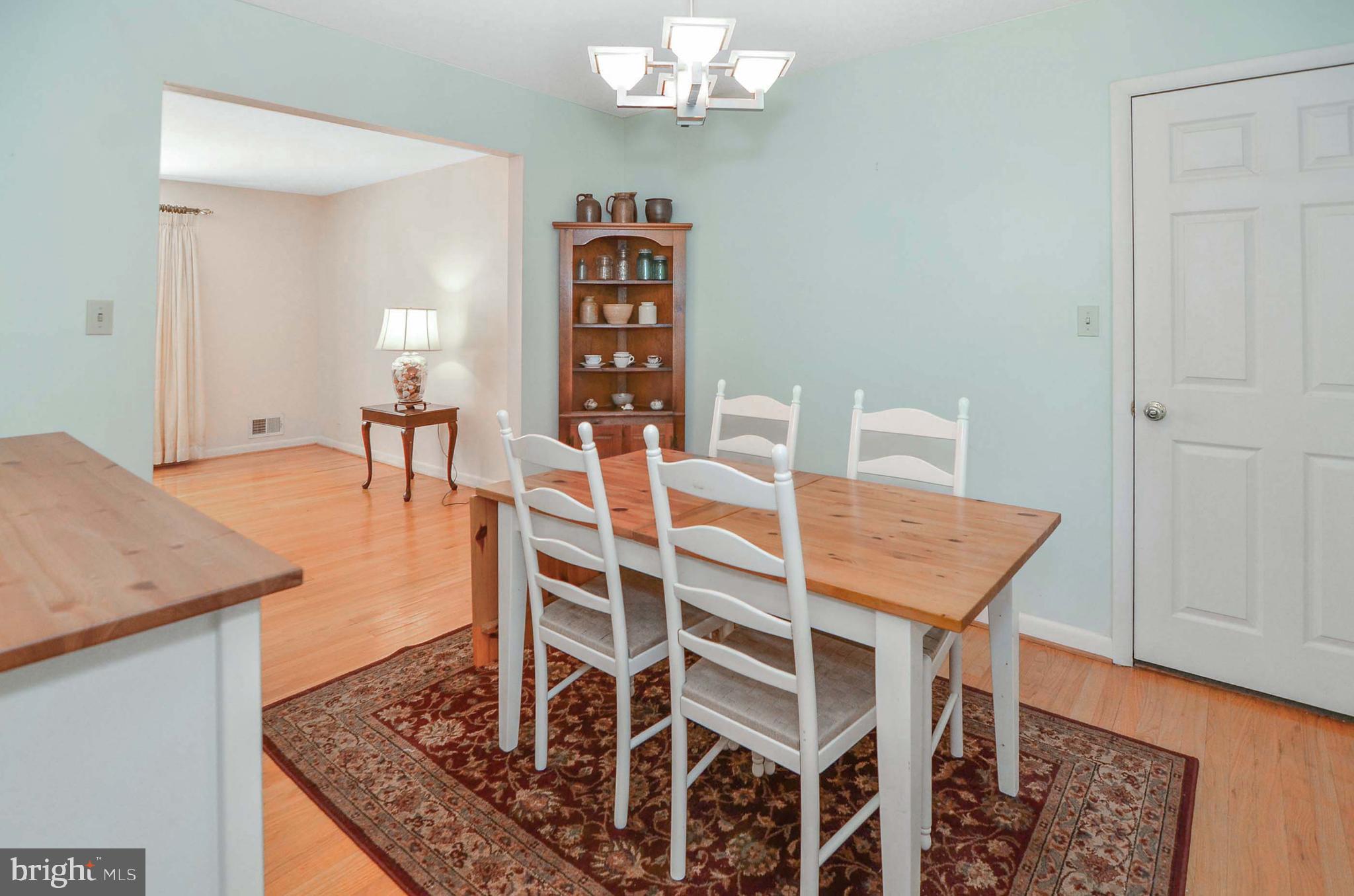 MIS-JAN ESTATES - Residential