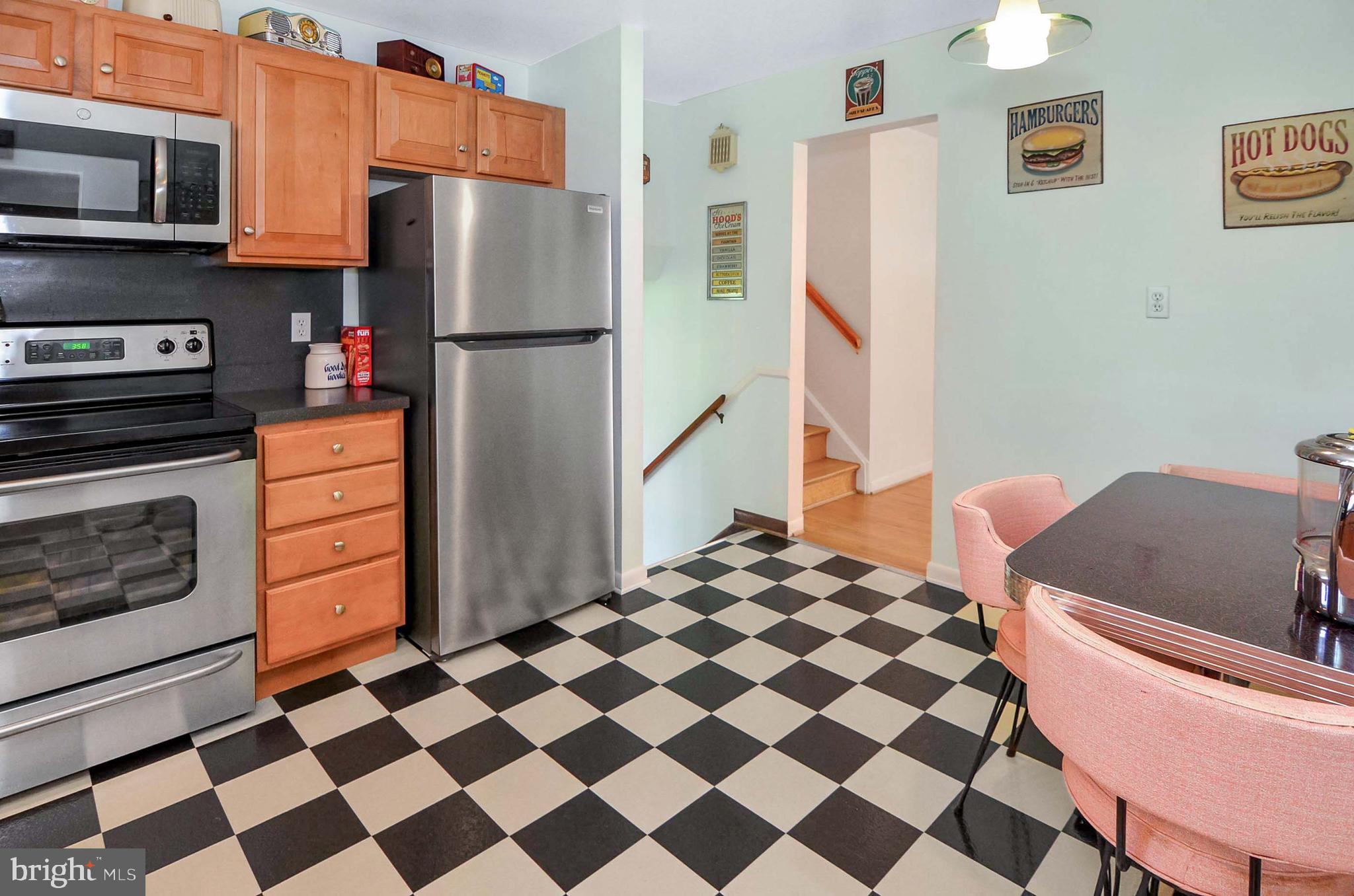 MIS-JAN ESTATES - Residential