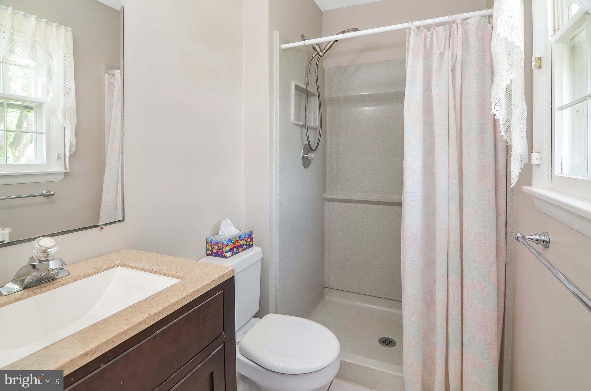 MIS-JAN ESTATES - Residential