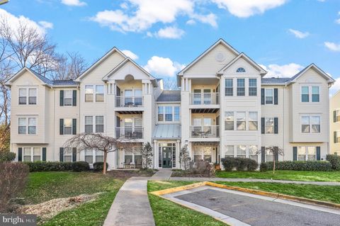 Photo of 7501 - H Calderon Court #248, ALEXANDRIA, VA 22306 (MLS # VAFX2310598)