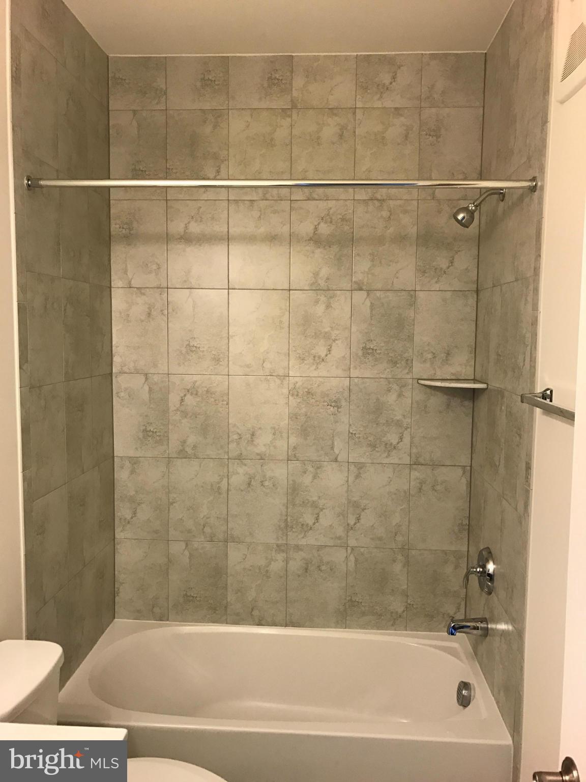 ONE LOUDOUN - Residential Lease