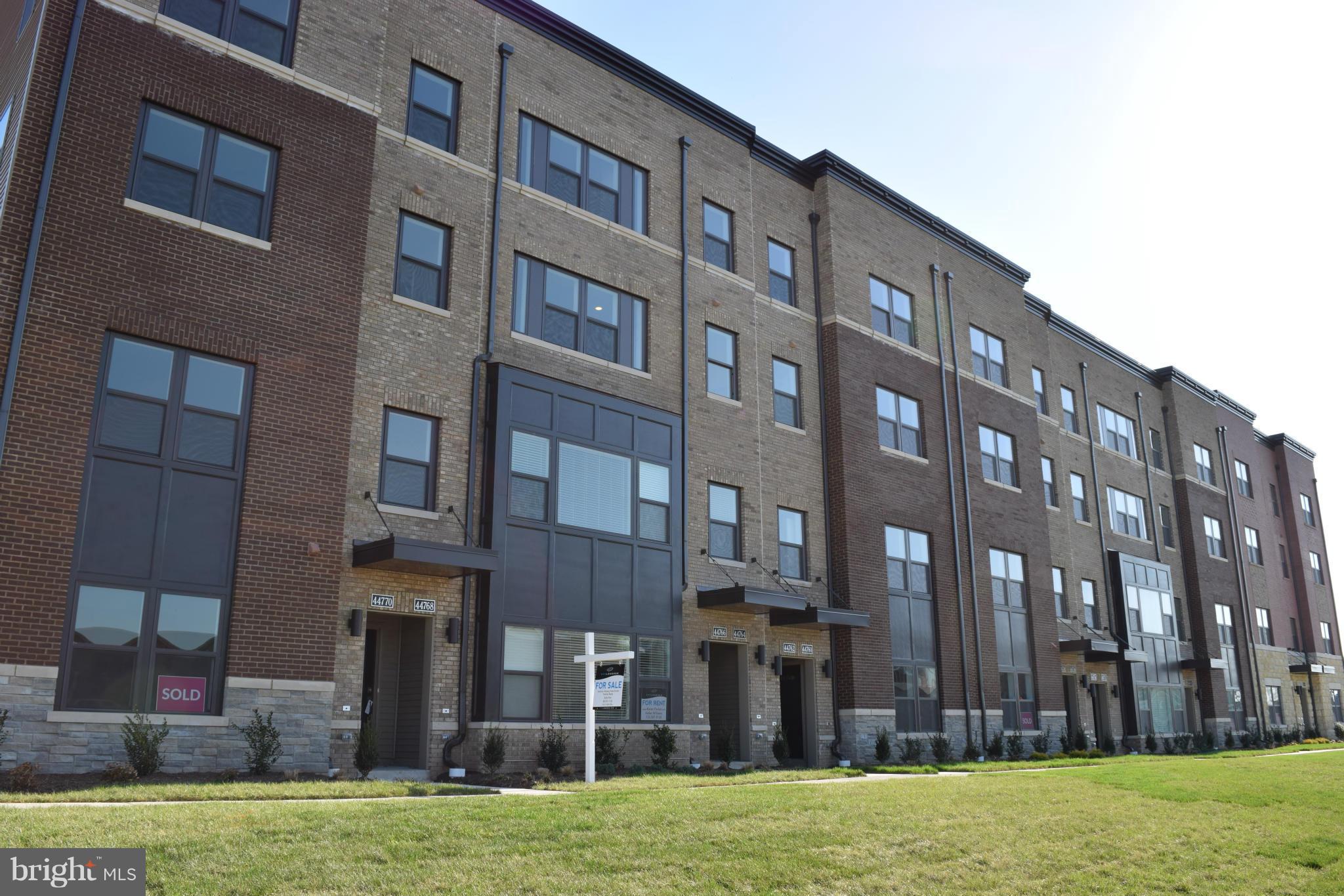 ONE LOUDOUN - Residential Lease