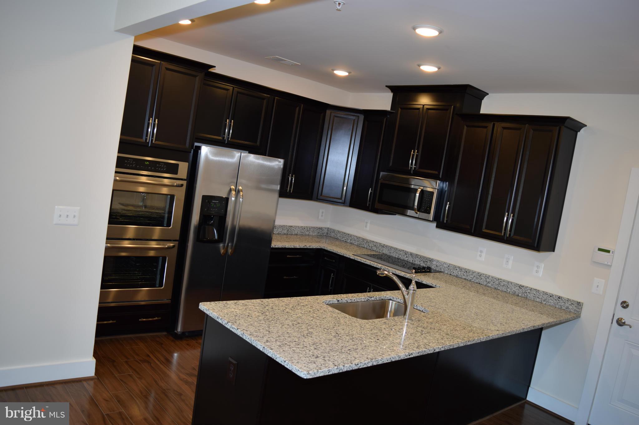 ONE LOUDOUN - Residential Lease