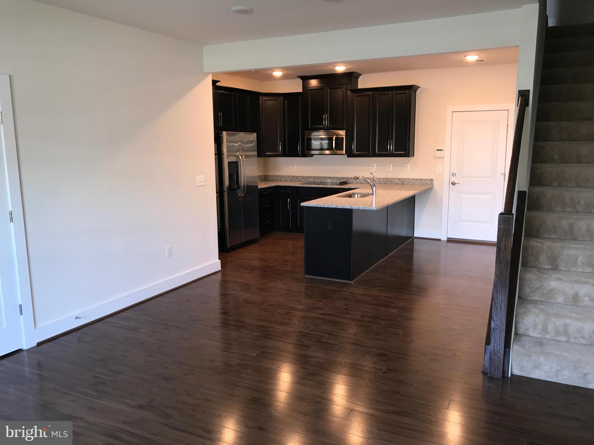 ONE LOUDOUN - Residential Lease