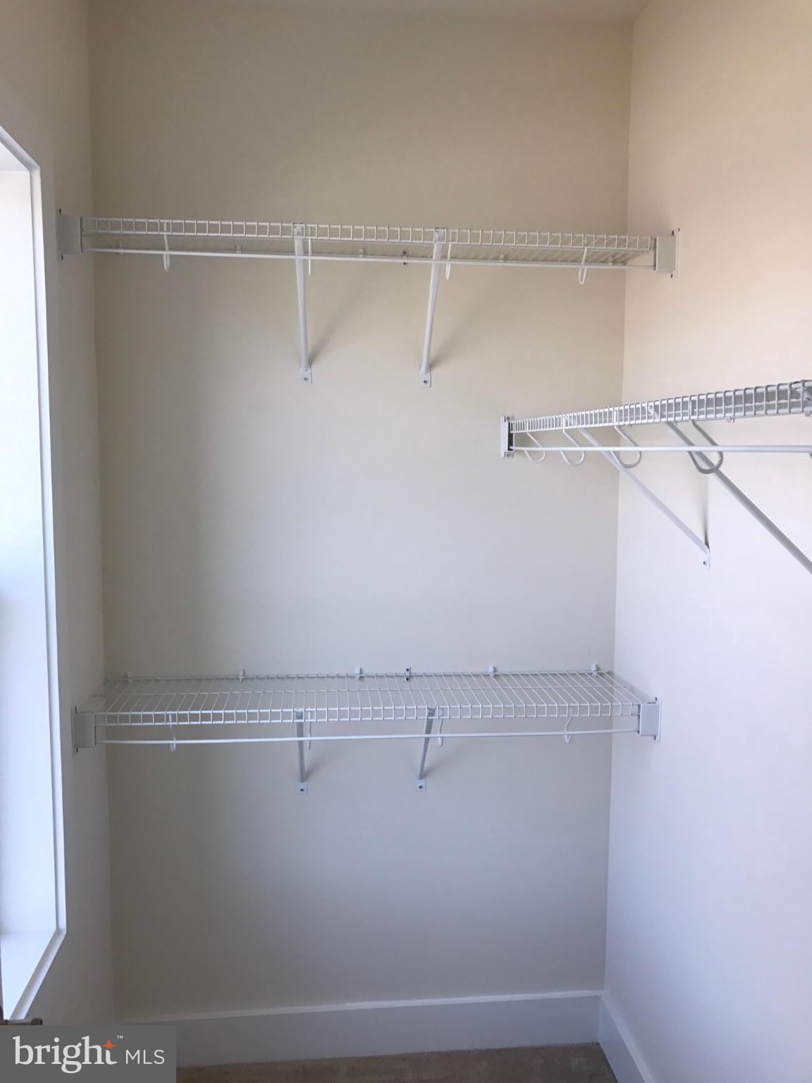 ONE LOUDOUN - Residential Lease