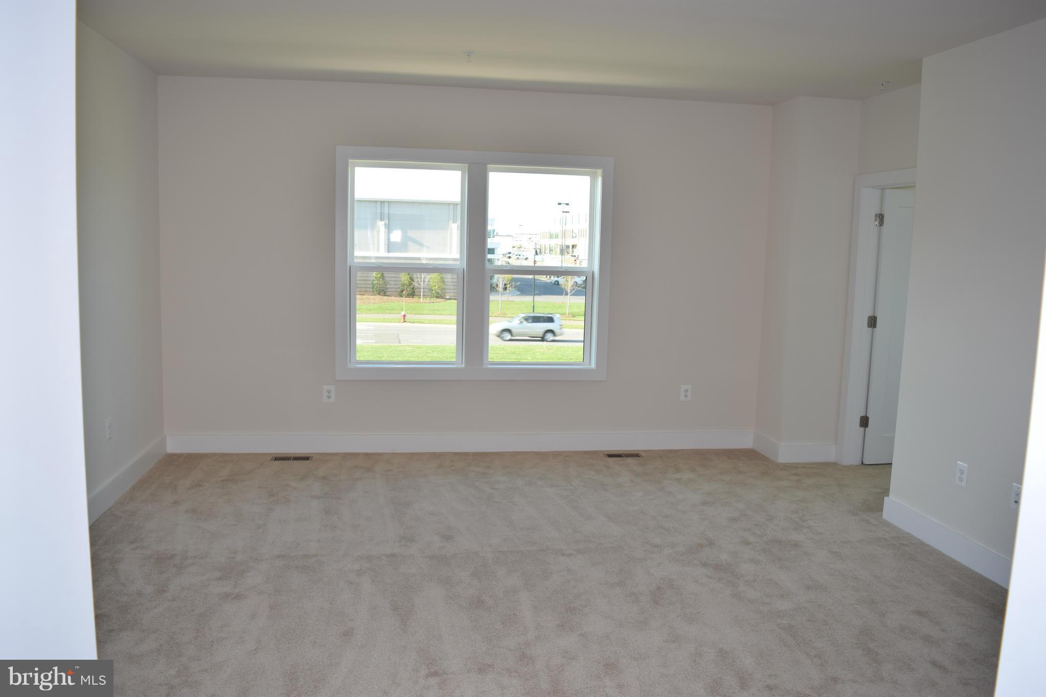 ONE LOUDOUN - Residential Lease