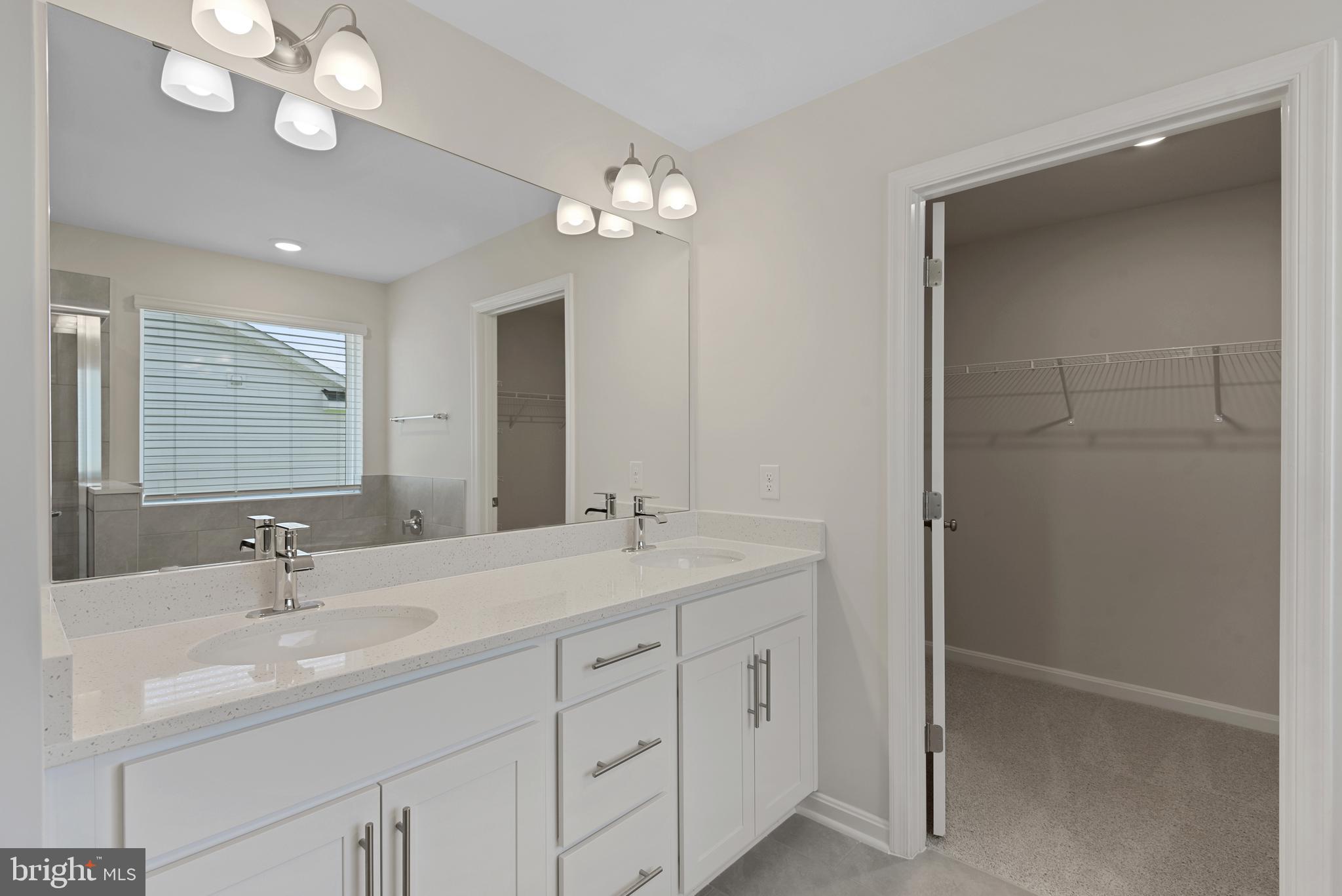 CREEKSIDE ESTATES - Residential