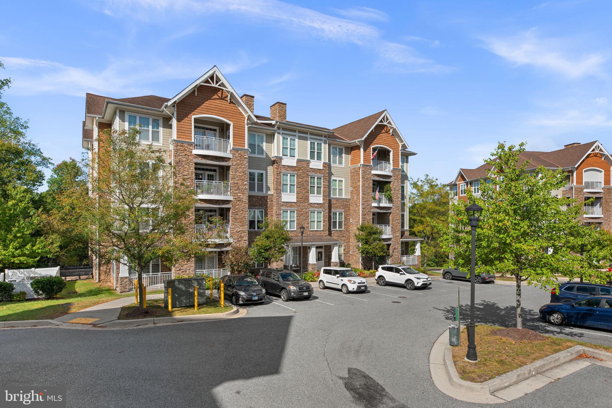 17 CLAY LODGE LANE 202