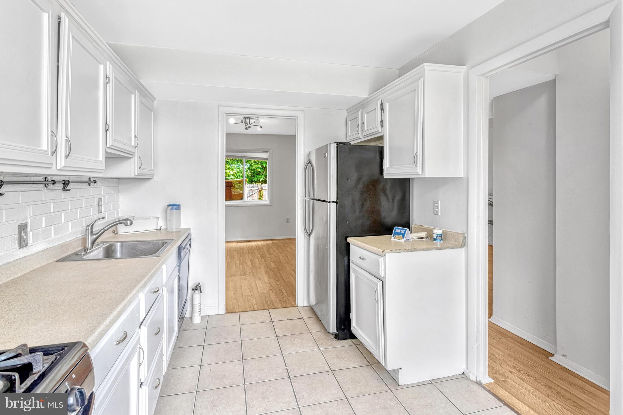 LAKE RIDGE - Residential