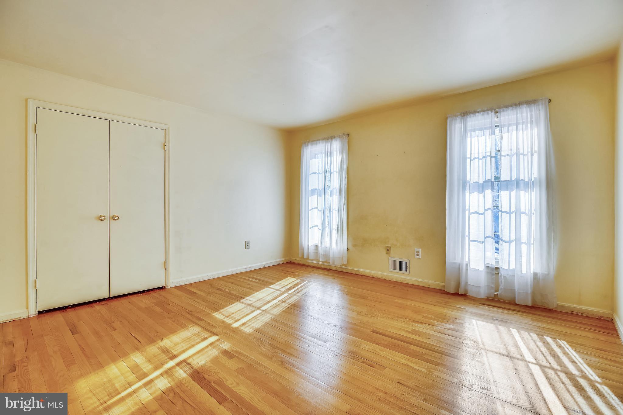 GLEN MILL VILLAGE - Residential