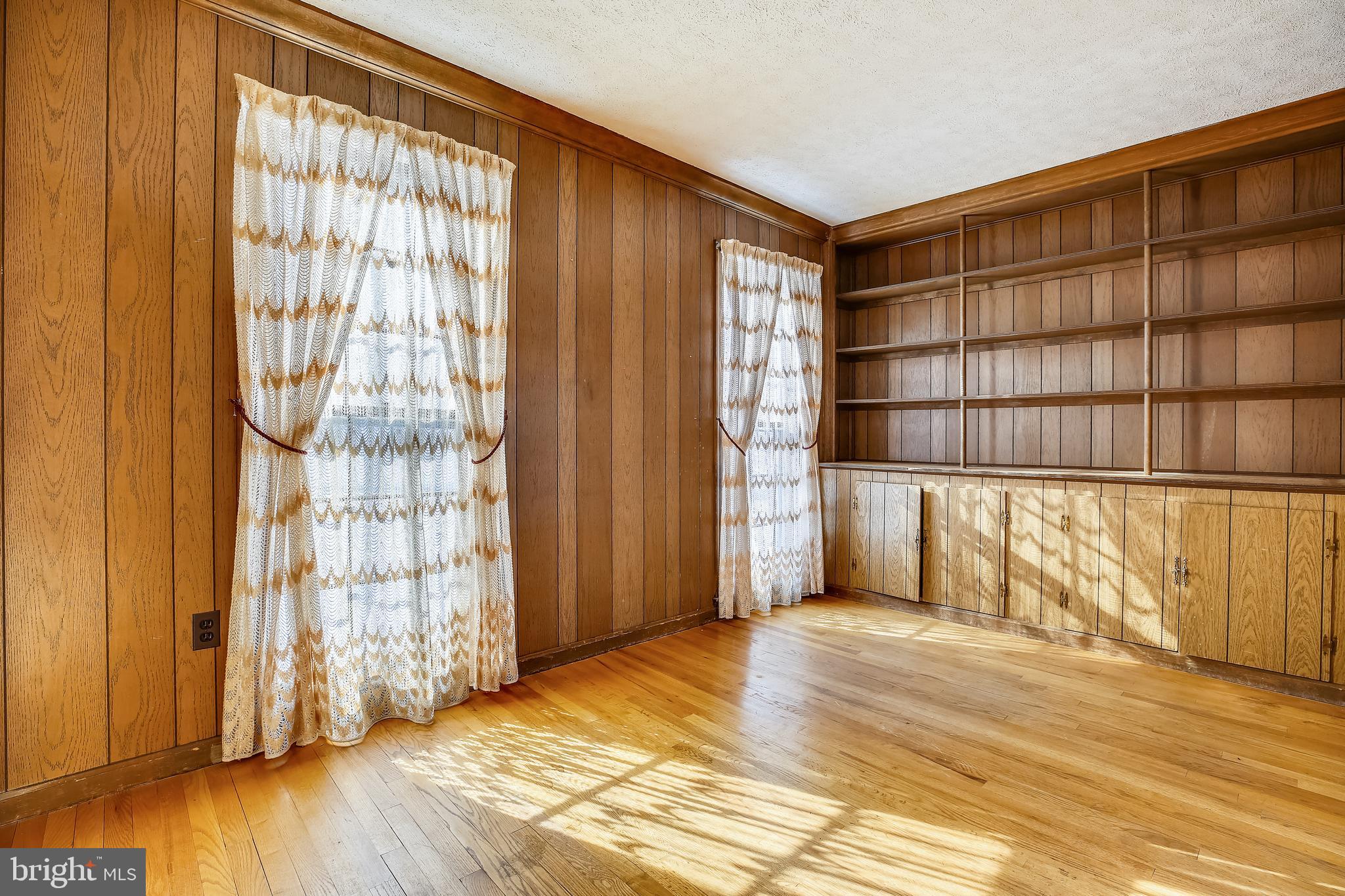 GLEN MILL VILLAGE - Residential