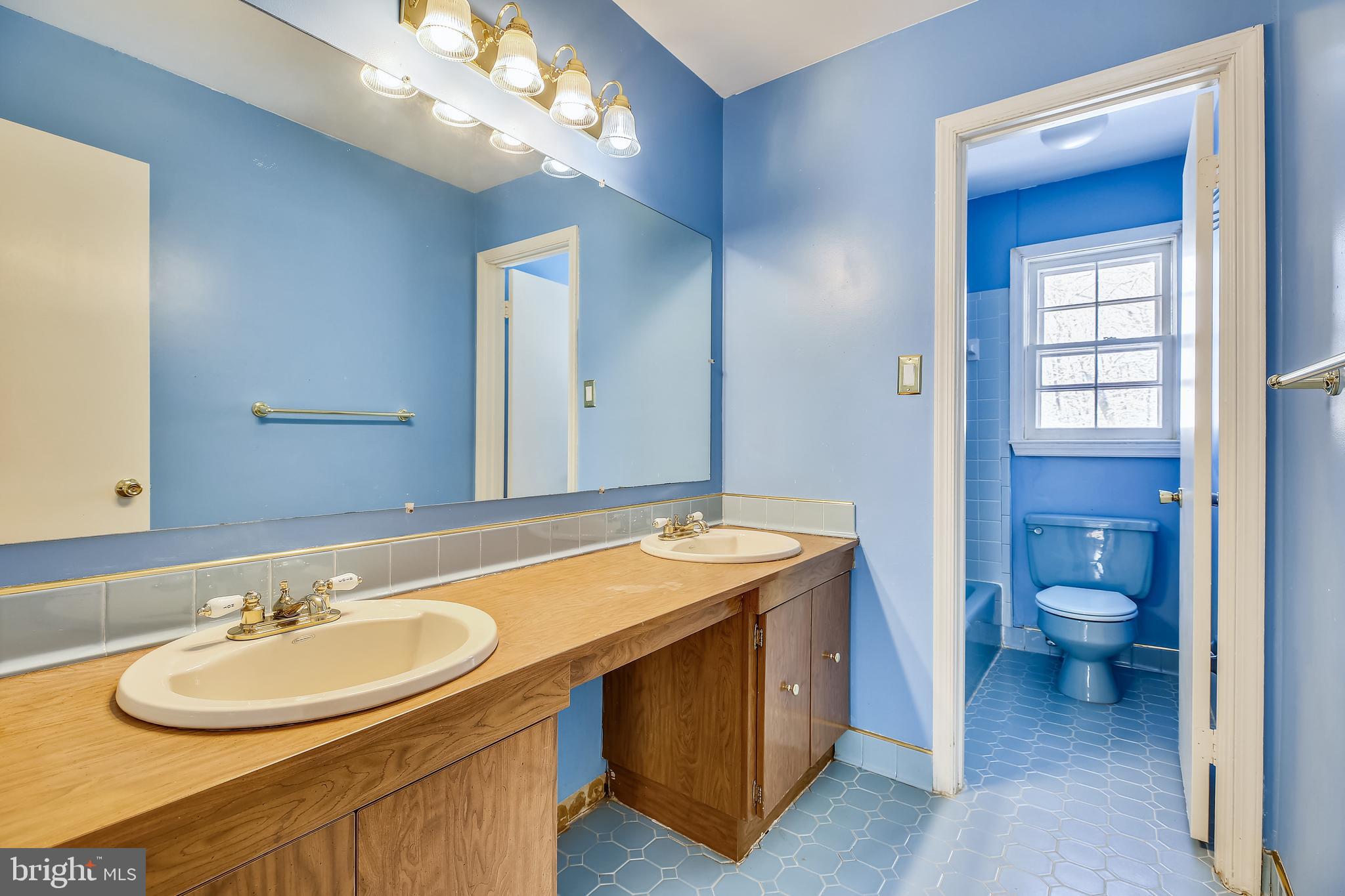 GLEN MILL VILLAGE - Residential