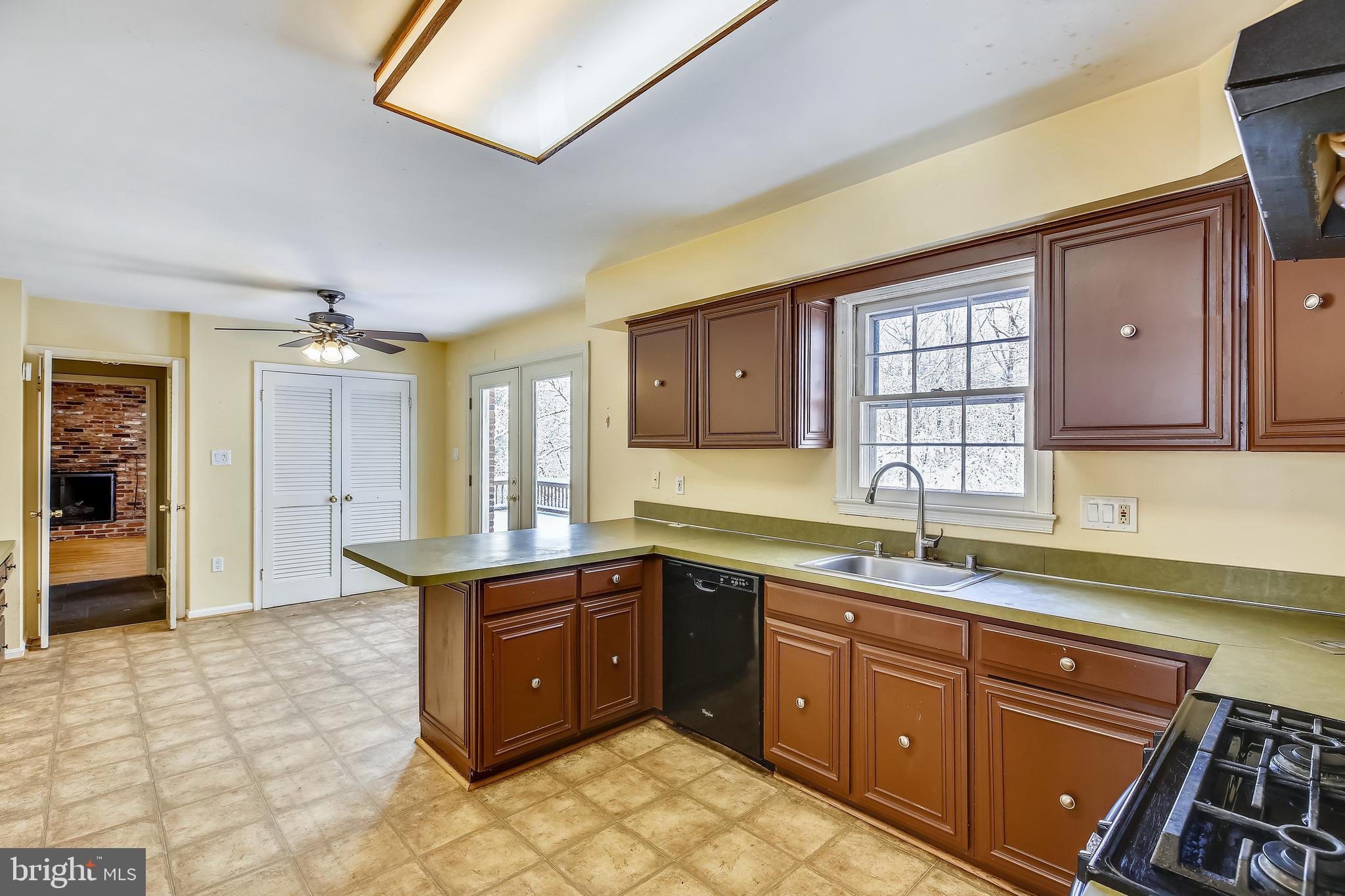 GLEN MILL VILLAGE - Residential