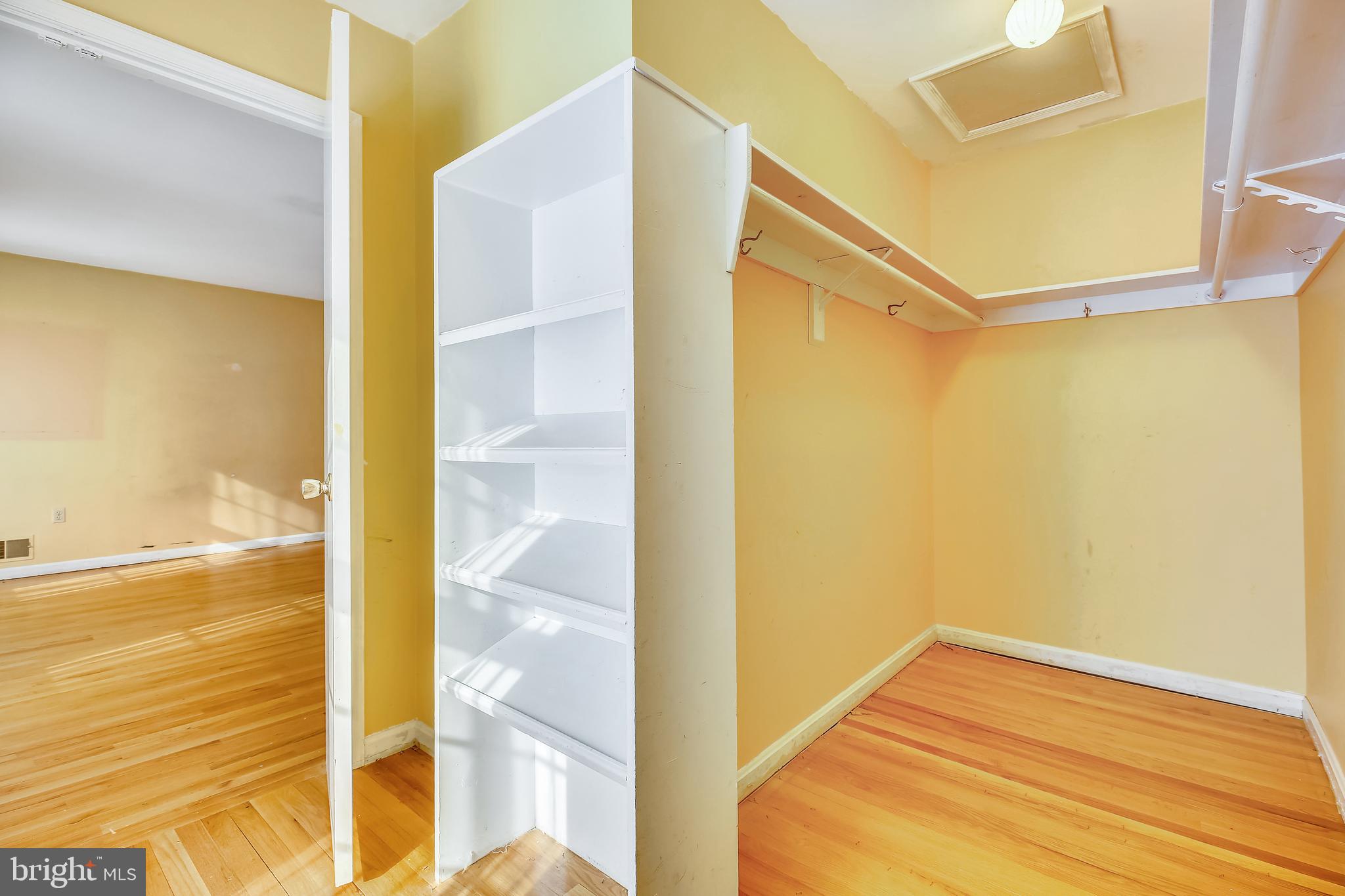 GLEN MILL VILLAGE - Residential