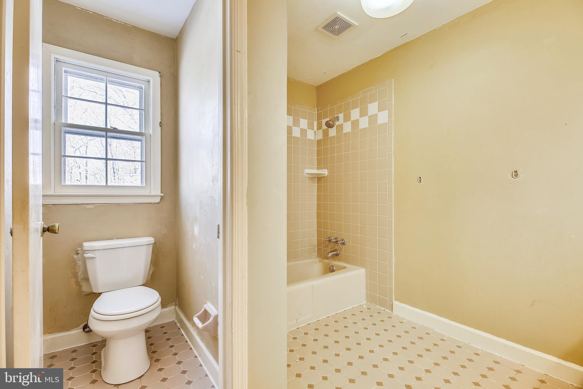 GLEN MILL VILLAGE - Residential