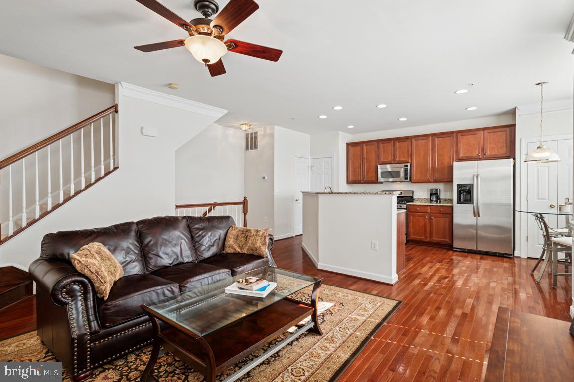 COPPERMINE CROSSING - Residential