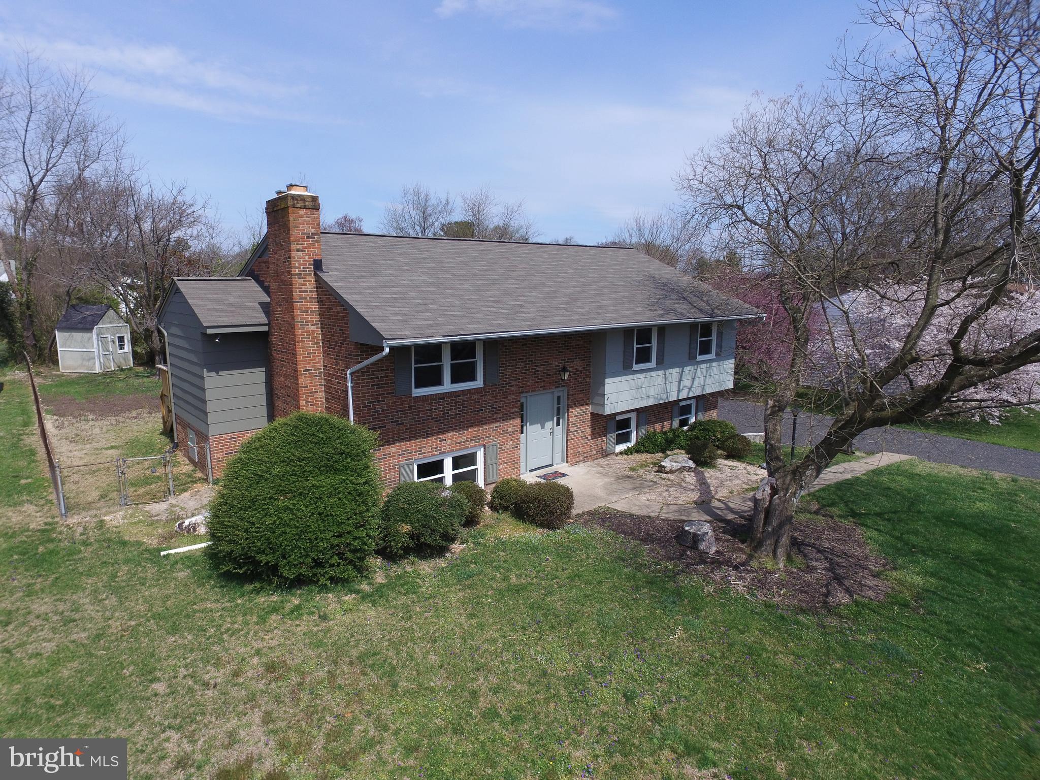 SHERATON HILLS - Residential