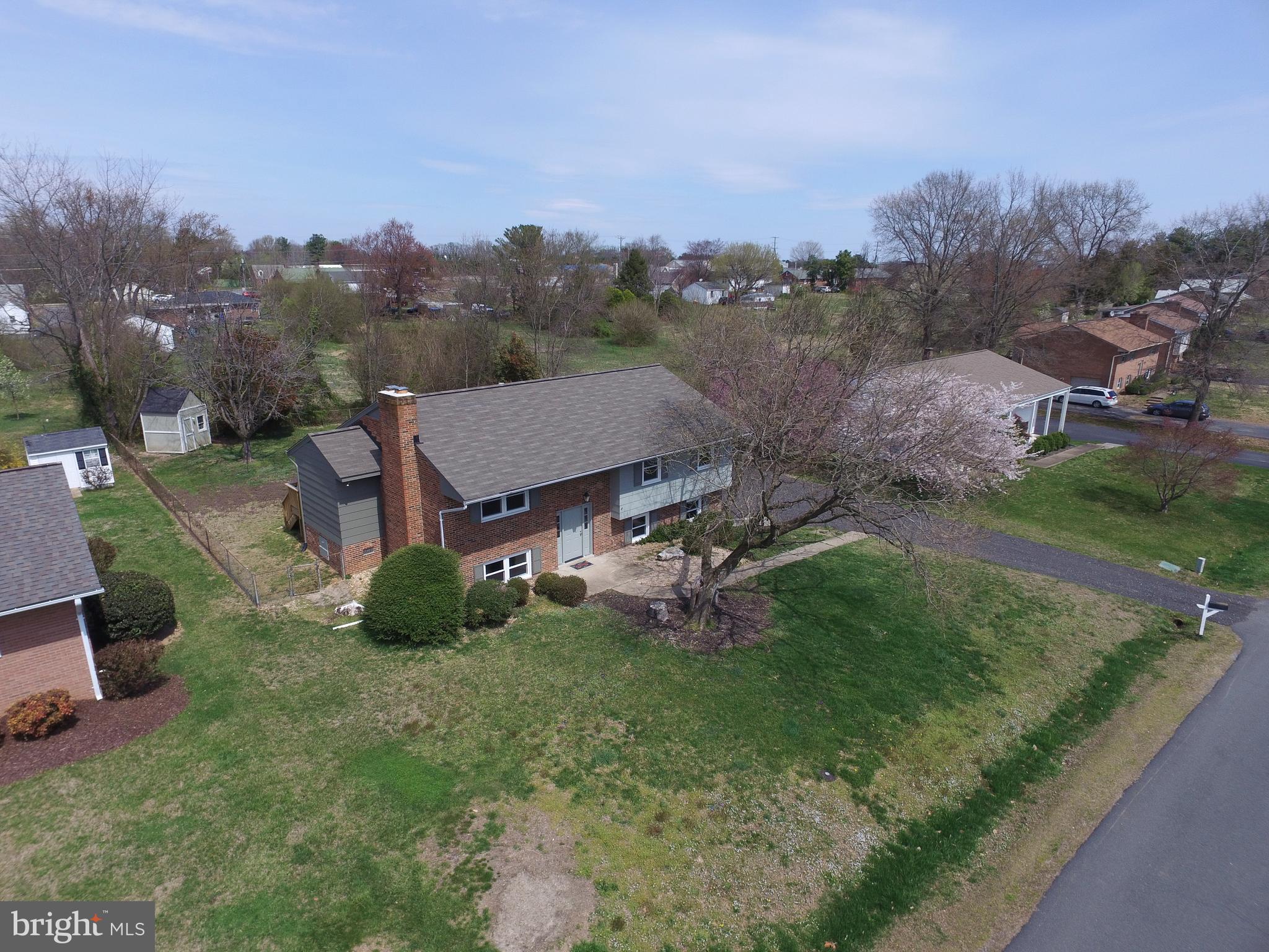 SHERATON HILLS - Residential