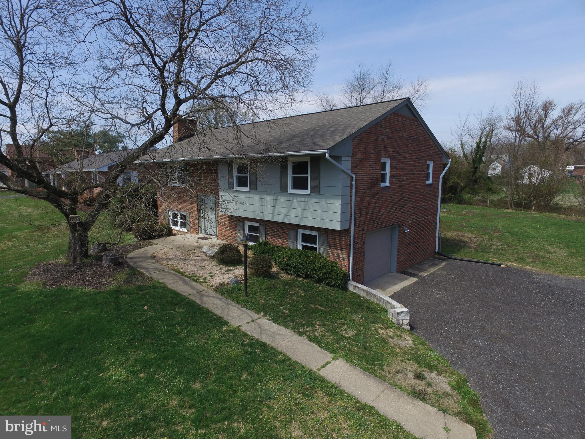 SHERATON HILLS - Residential