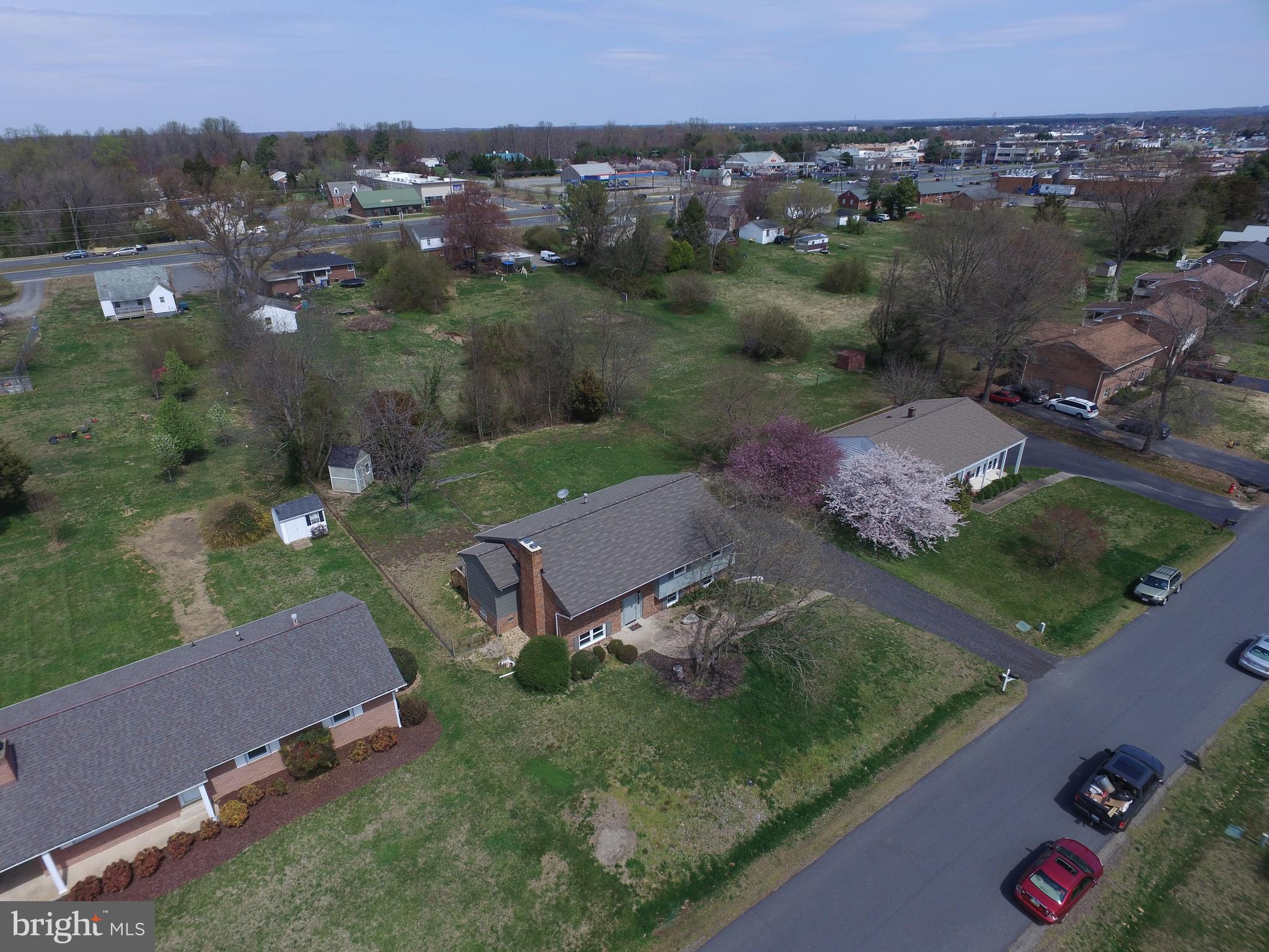 SHERATON HILLS - Residential