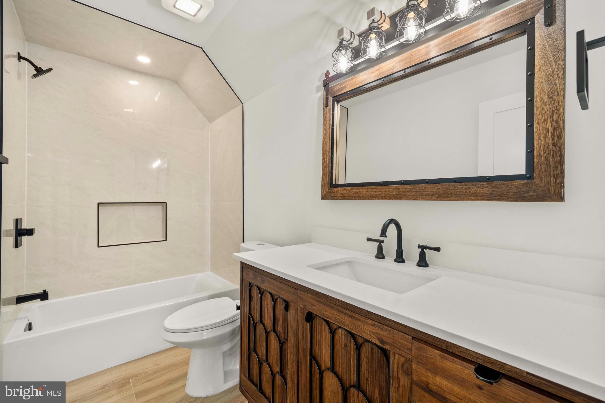 CHERRYDALE - Residential