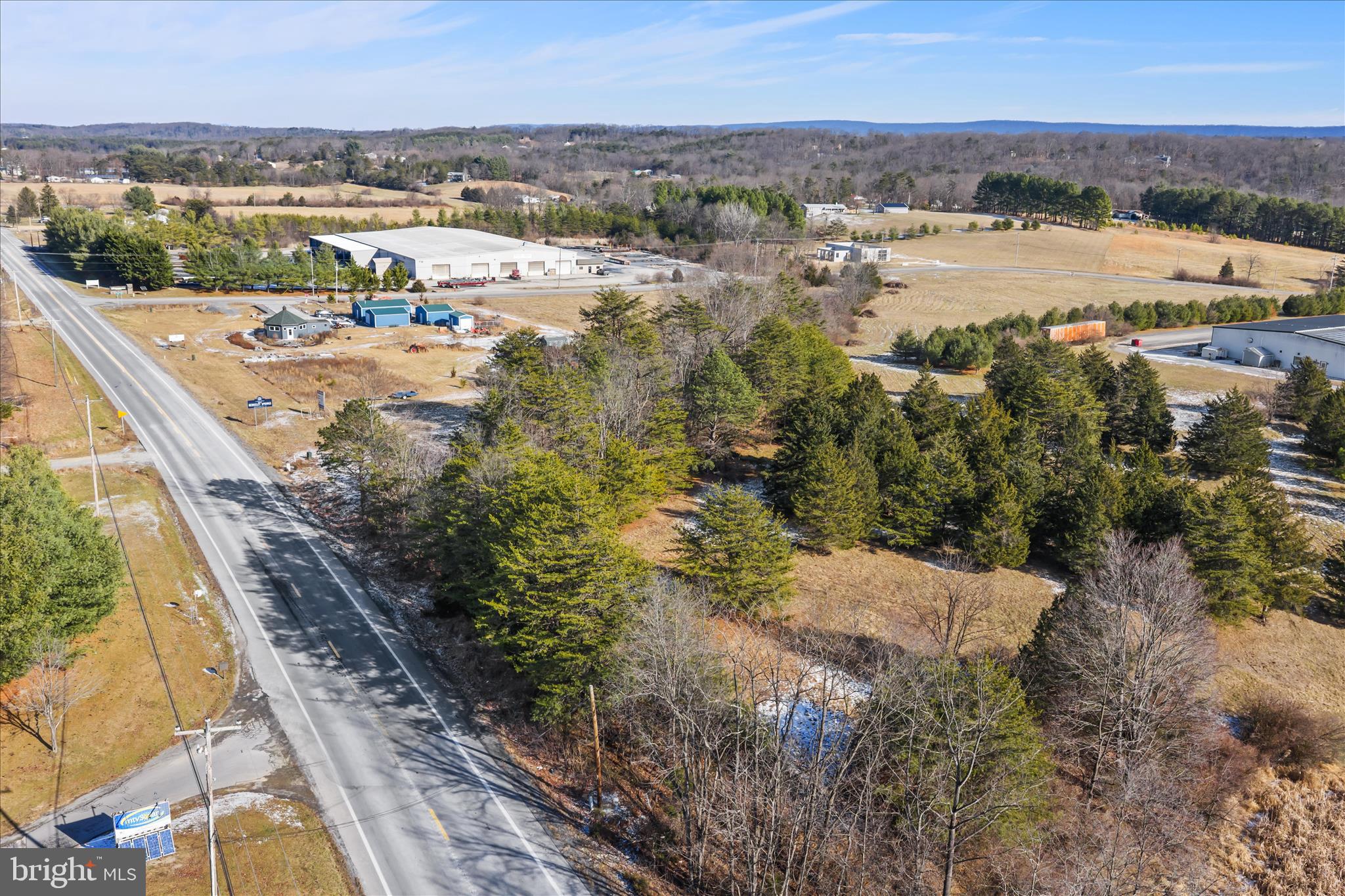 522 BUSINESS PARK - Commercial Sale