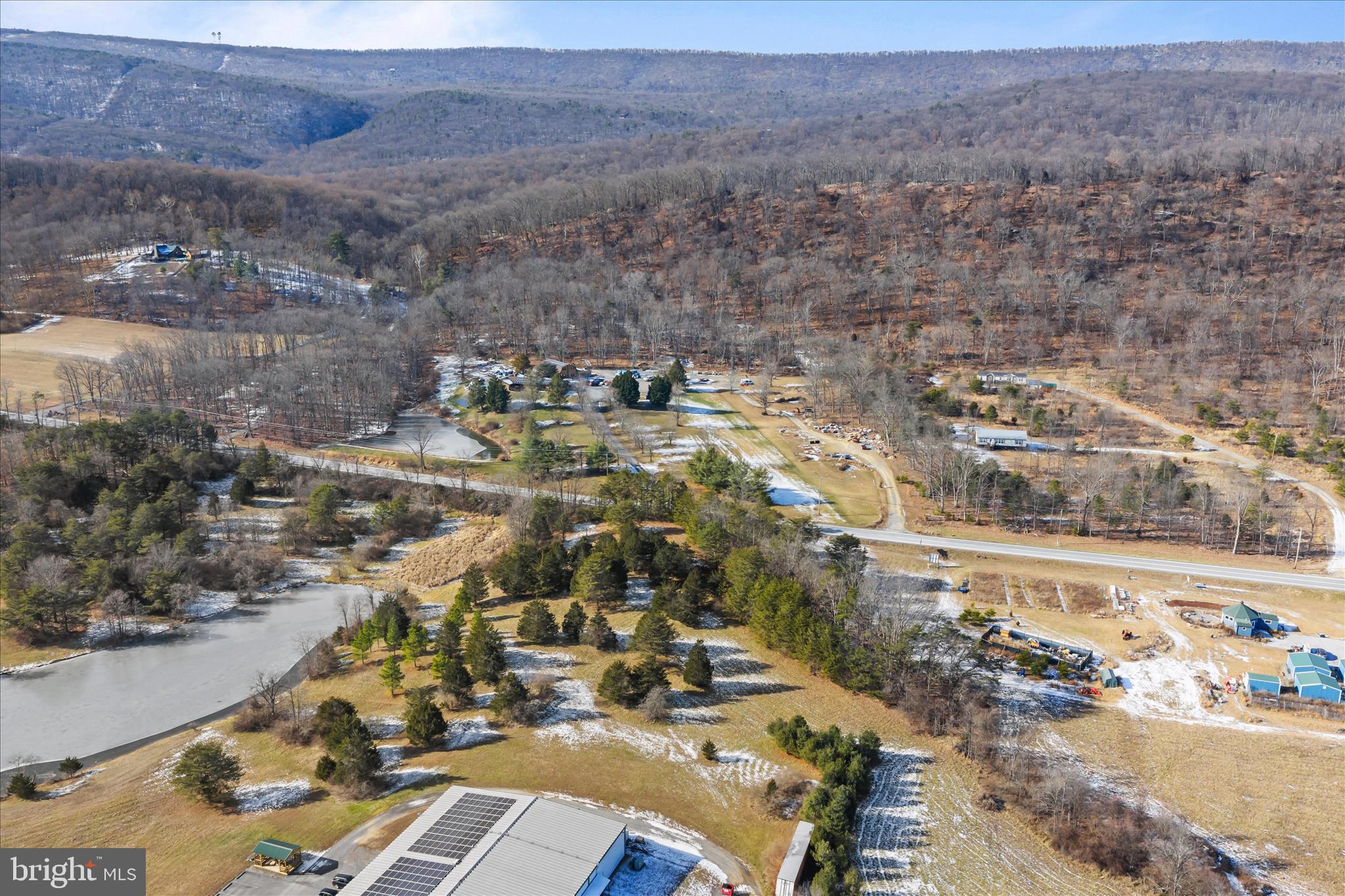 522 BUSINESS PARK - Commercial Sale