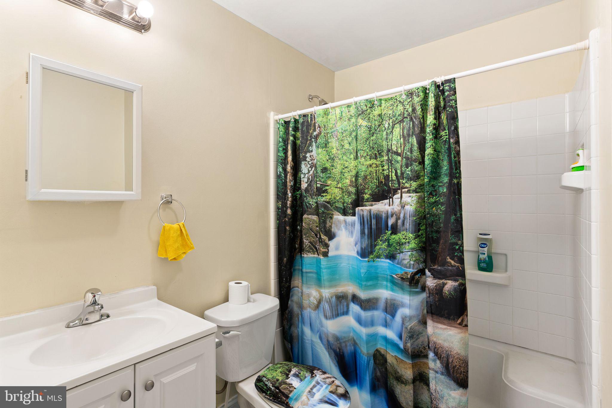 TEMPLE UNIVERSITY - Residential Income