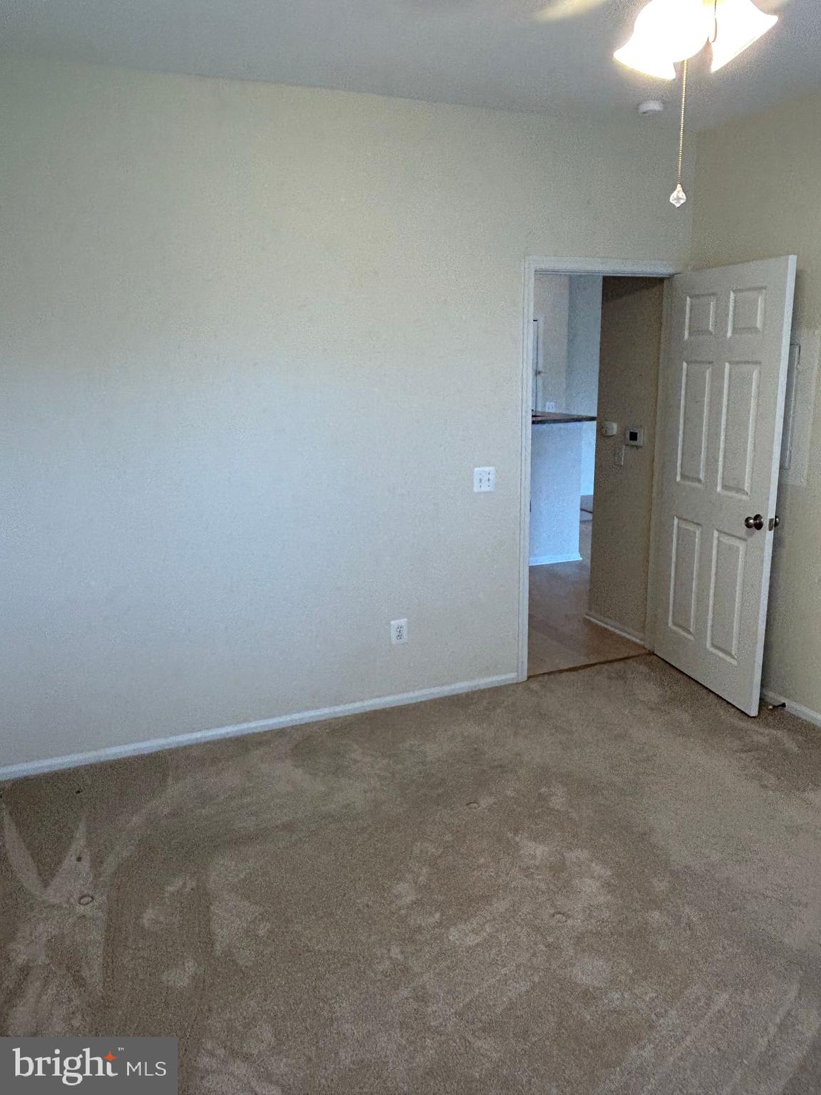 GATES OF MCLEAN - Residential Lease