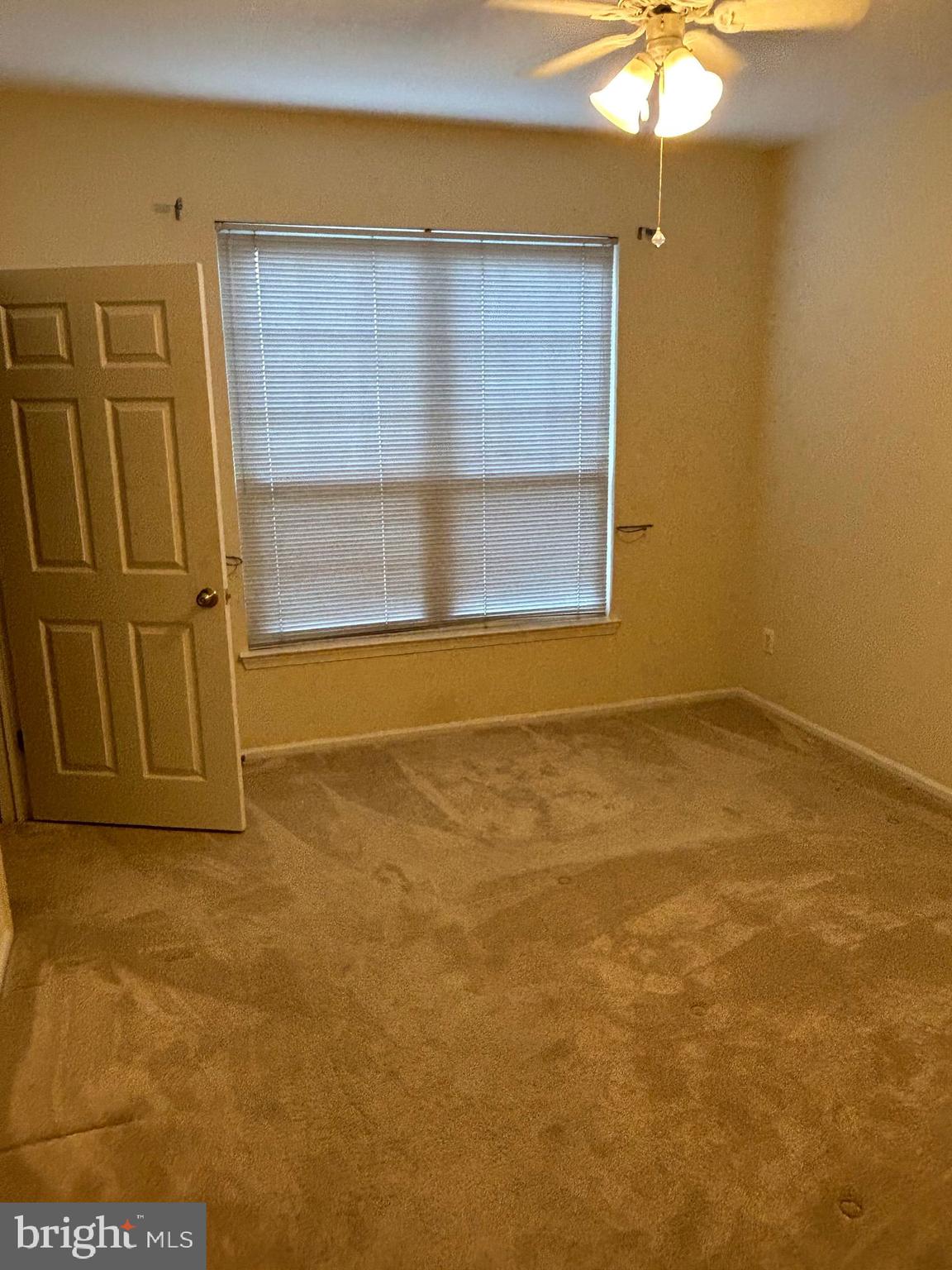 GATES OF MCLEAN - Residential Lease