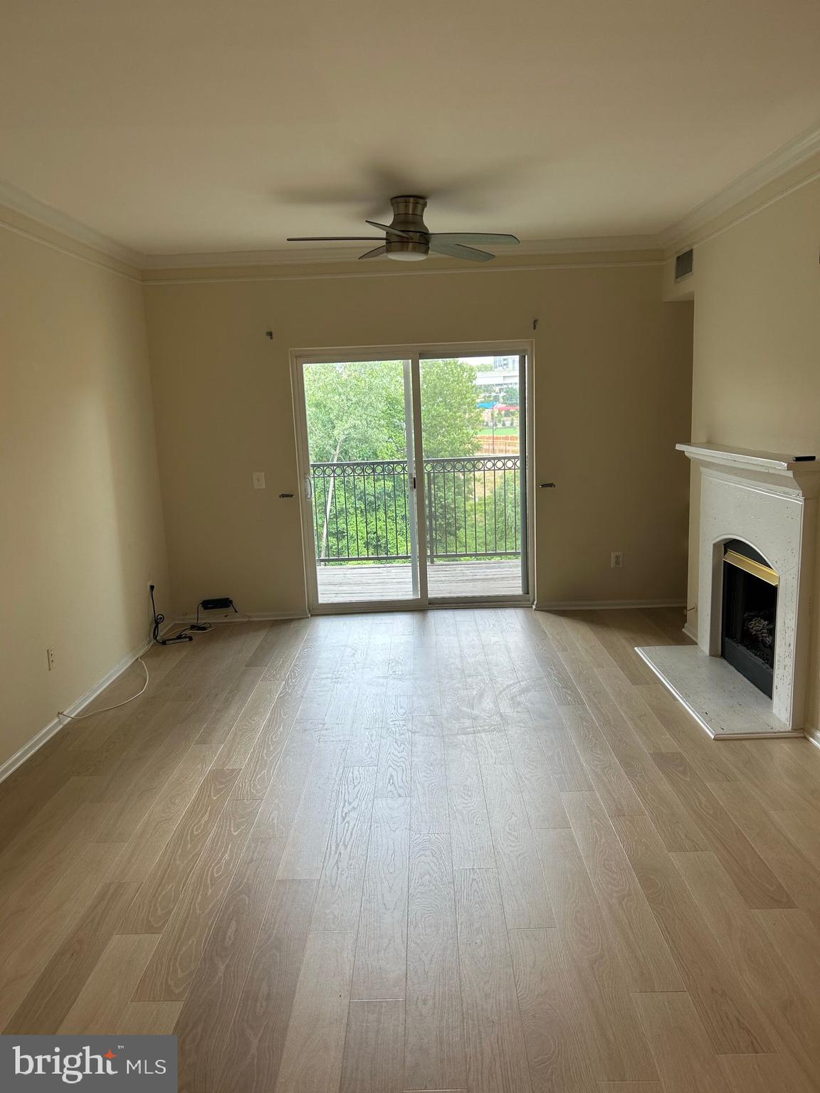 GATES OF MCLEAN - Residential Lease