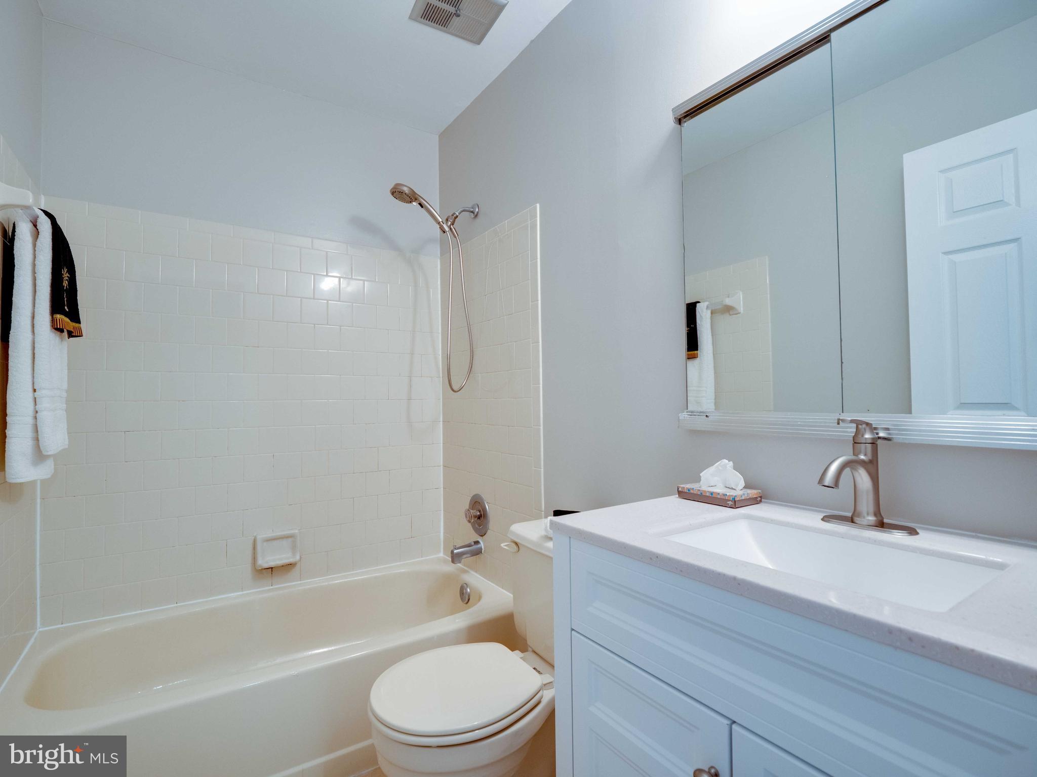 SHANNON STATION - Residential