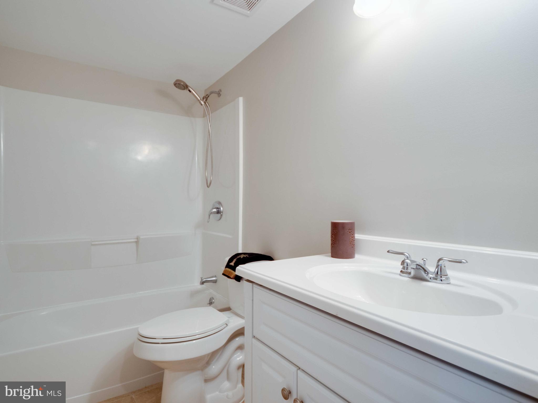 SHANNON STATION - Residential