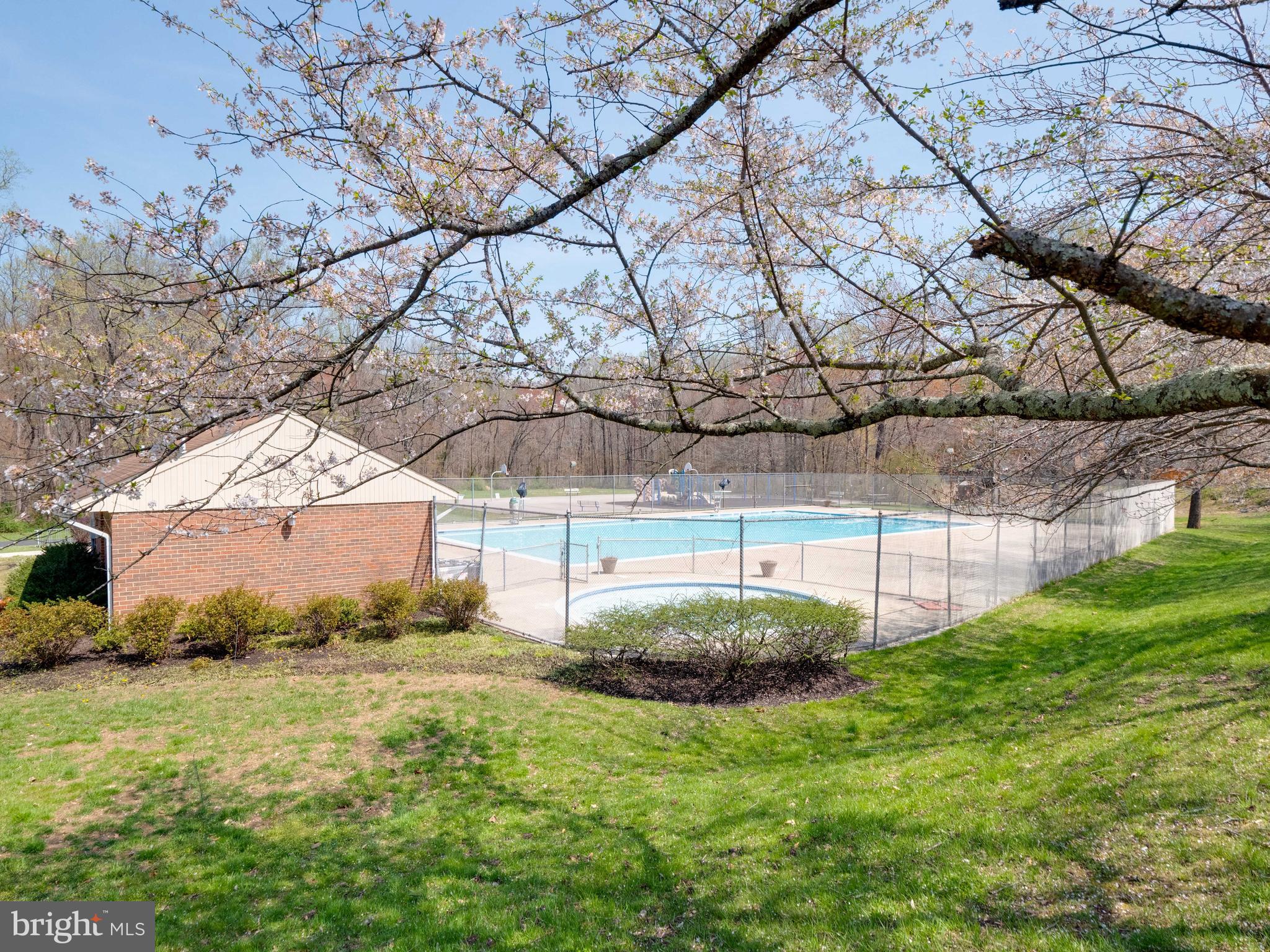 SHANNON STATION - Residential