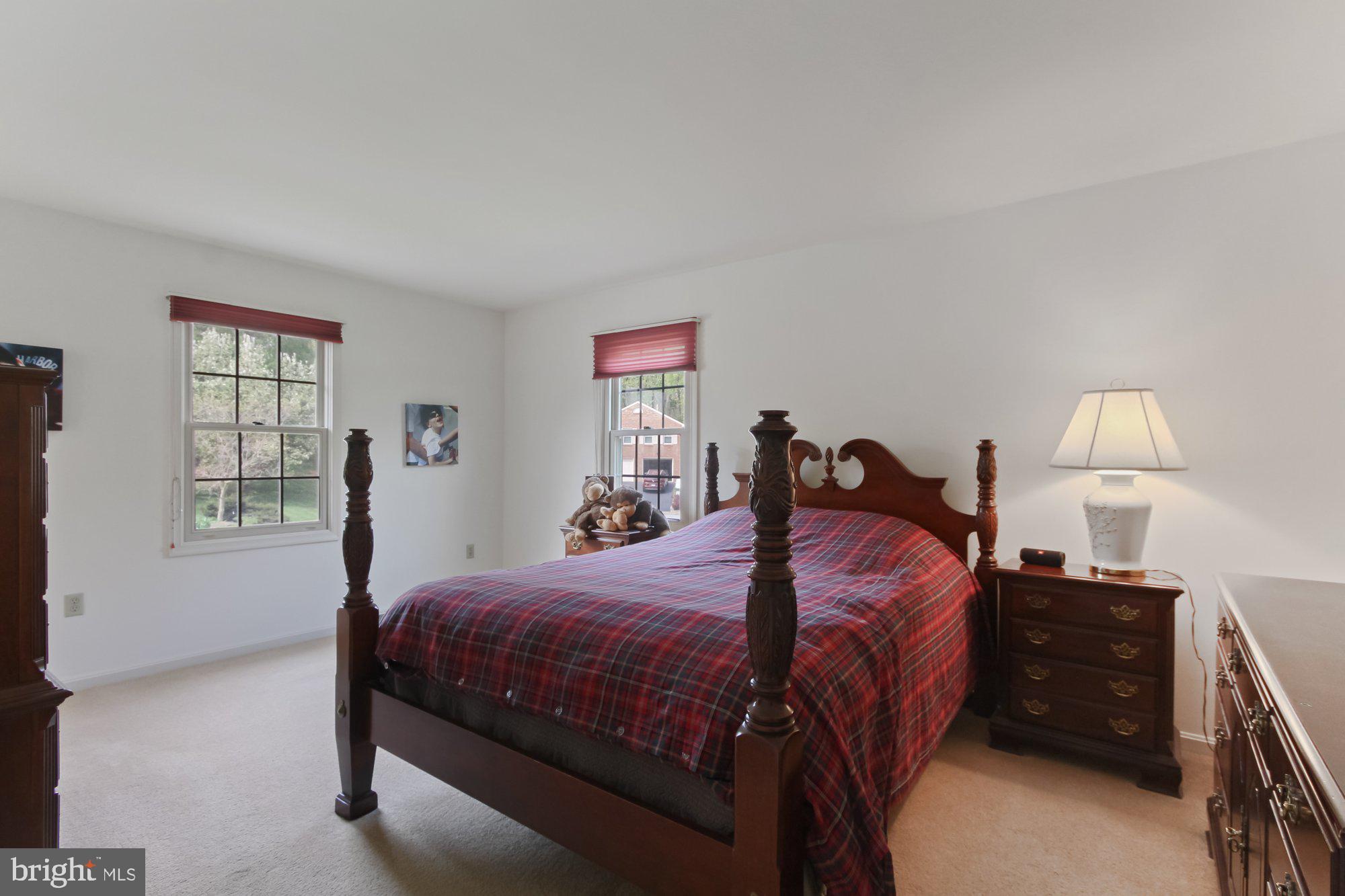 COLONIAL HEIGHTS - Residential