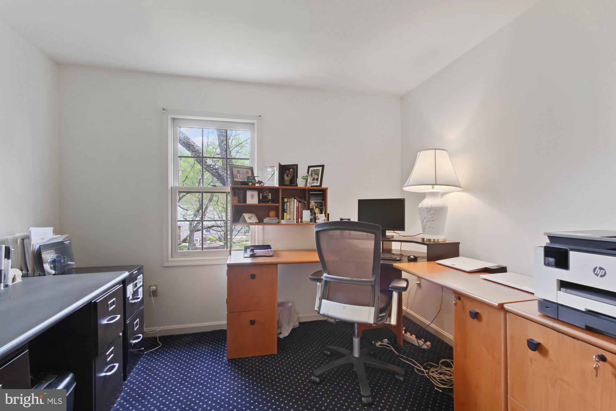 COLONIAL HEIGHTS - Residential