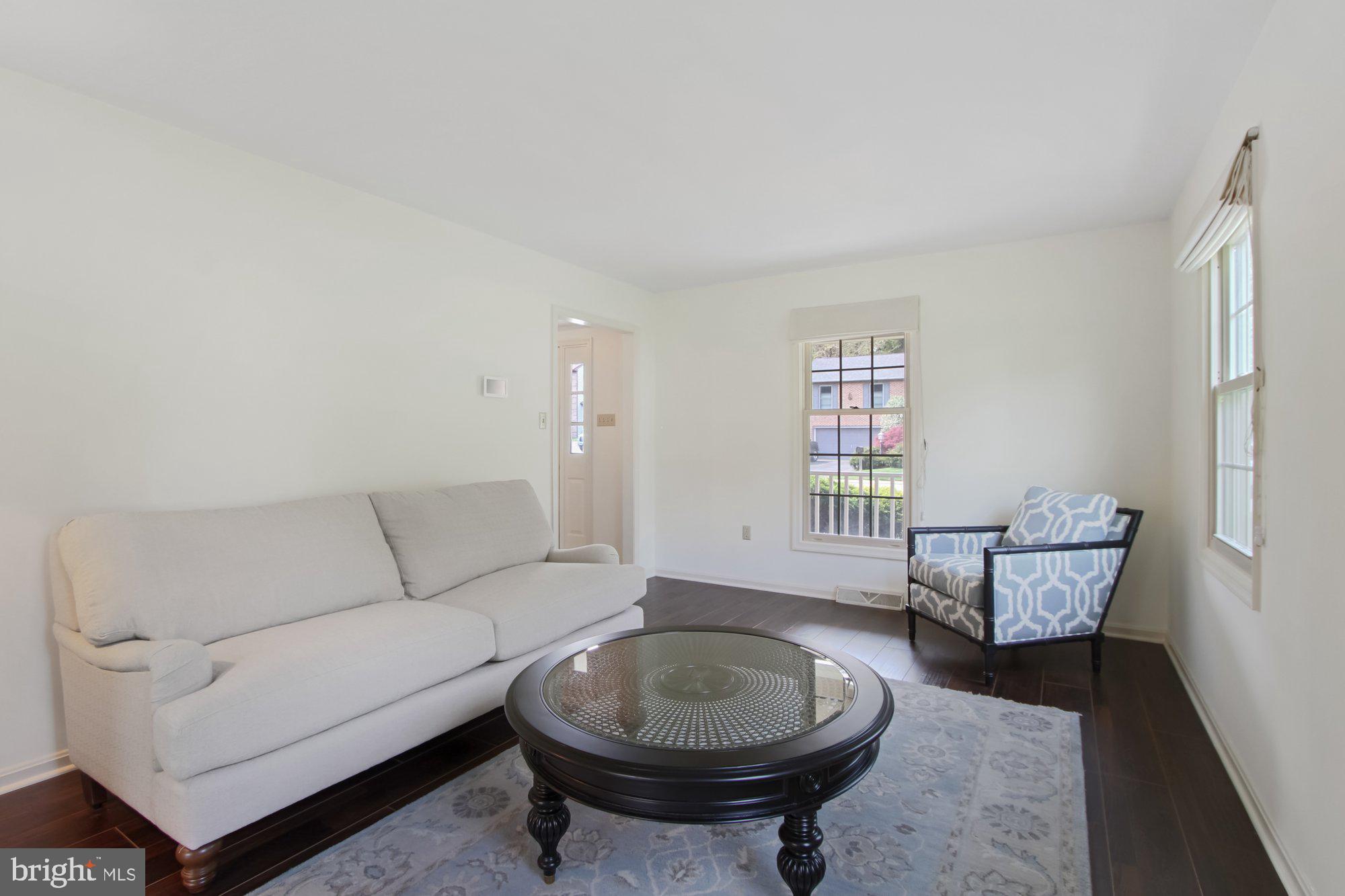 COLONIAL HEIGHTS - Residential