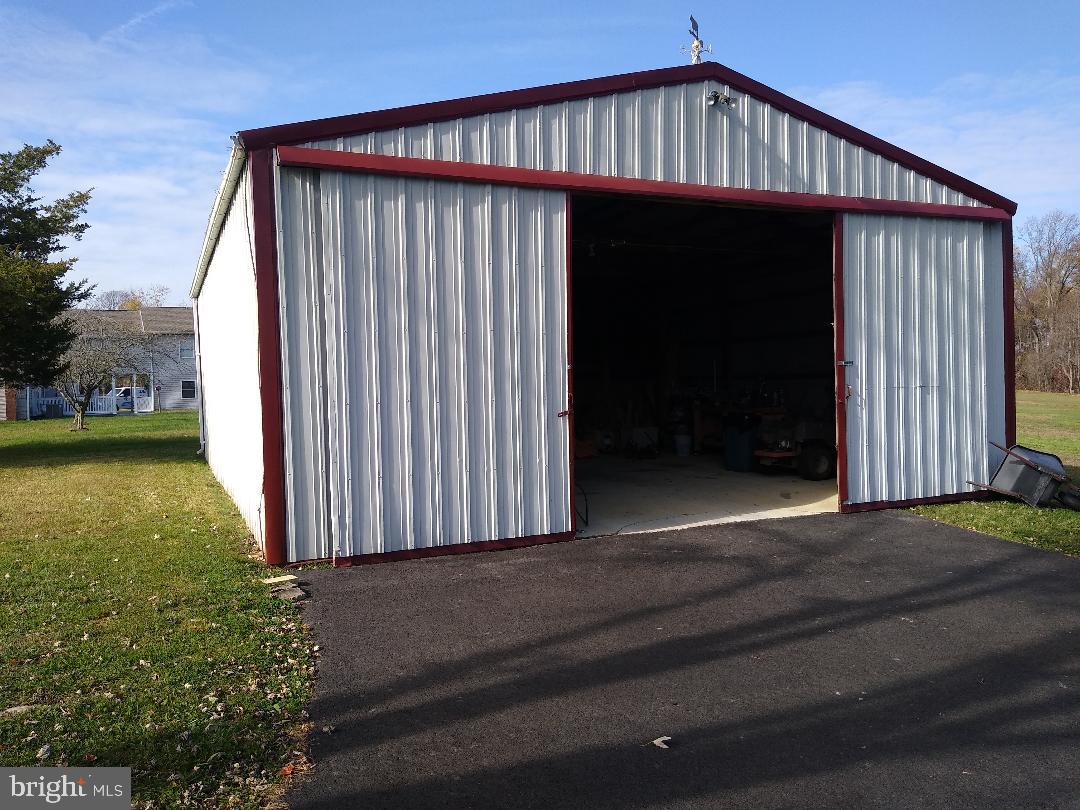 THE PLAINS - Residential