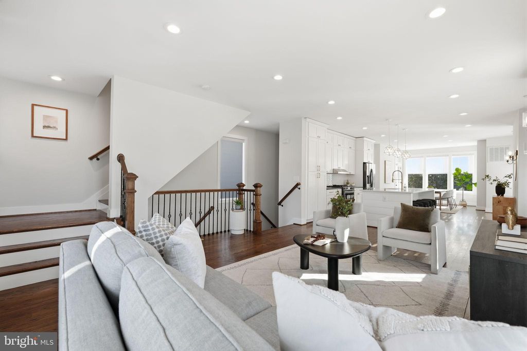 Photo of 3207 Memorial Street, ALEXANDRIA, VA 22306 (MLS # VAFX2292574)