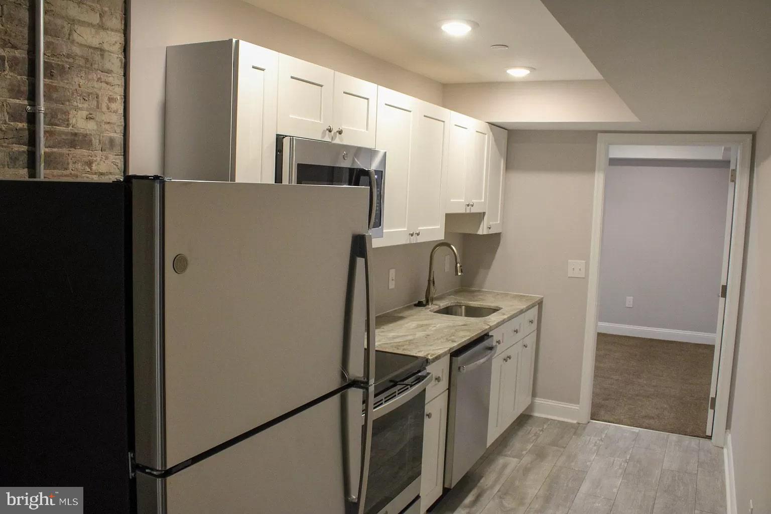 PHILADELPHIA - Residential Lease
