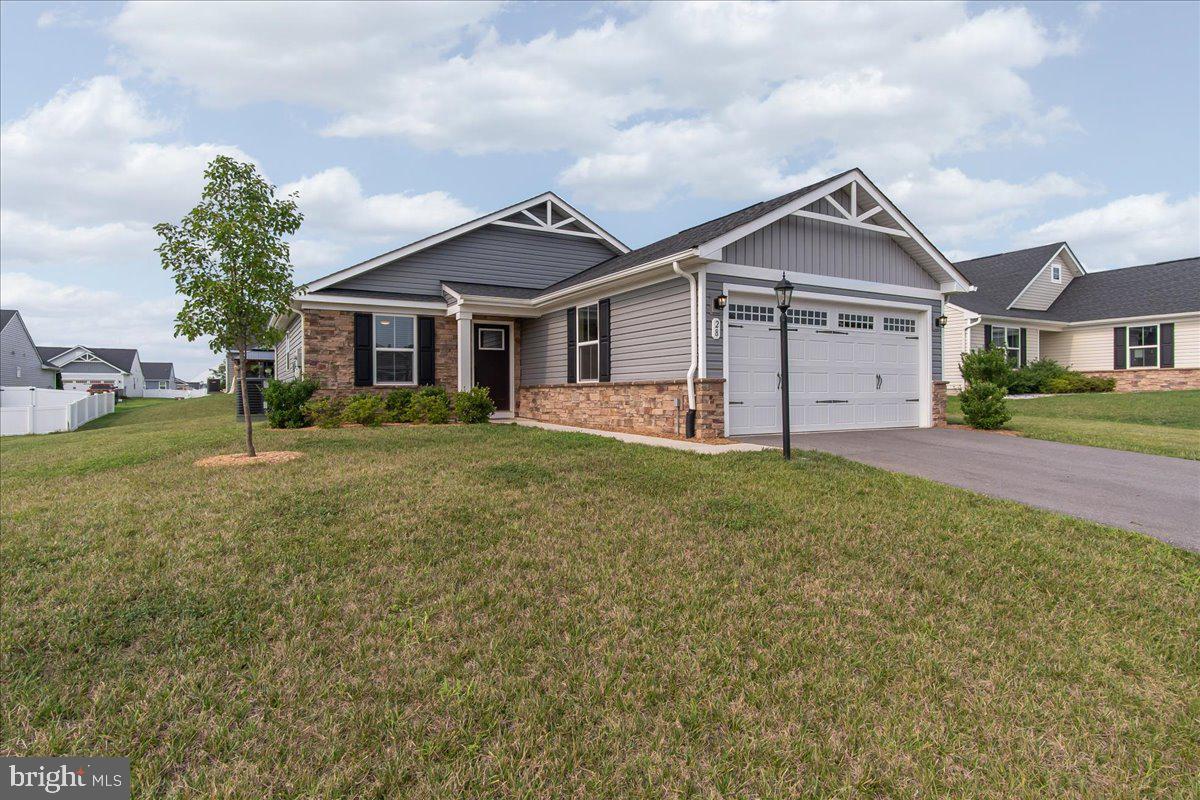 28 OPULENT COURT