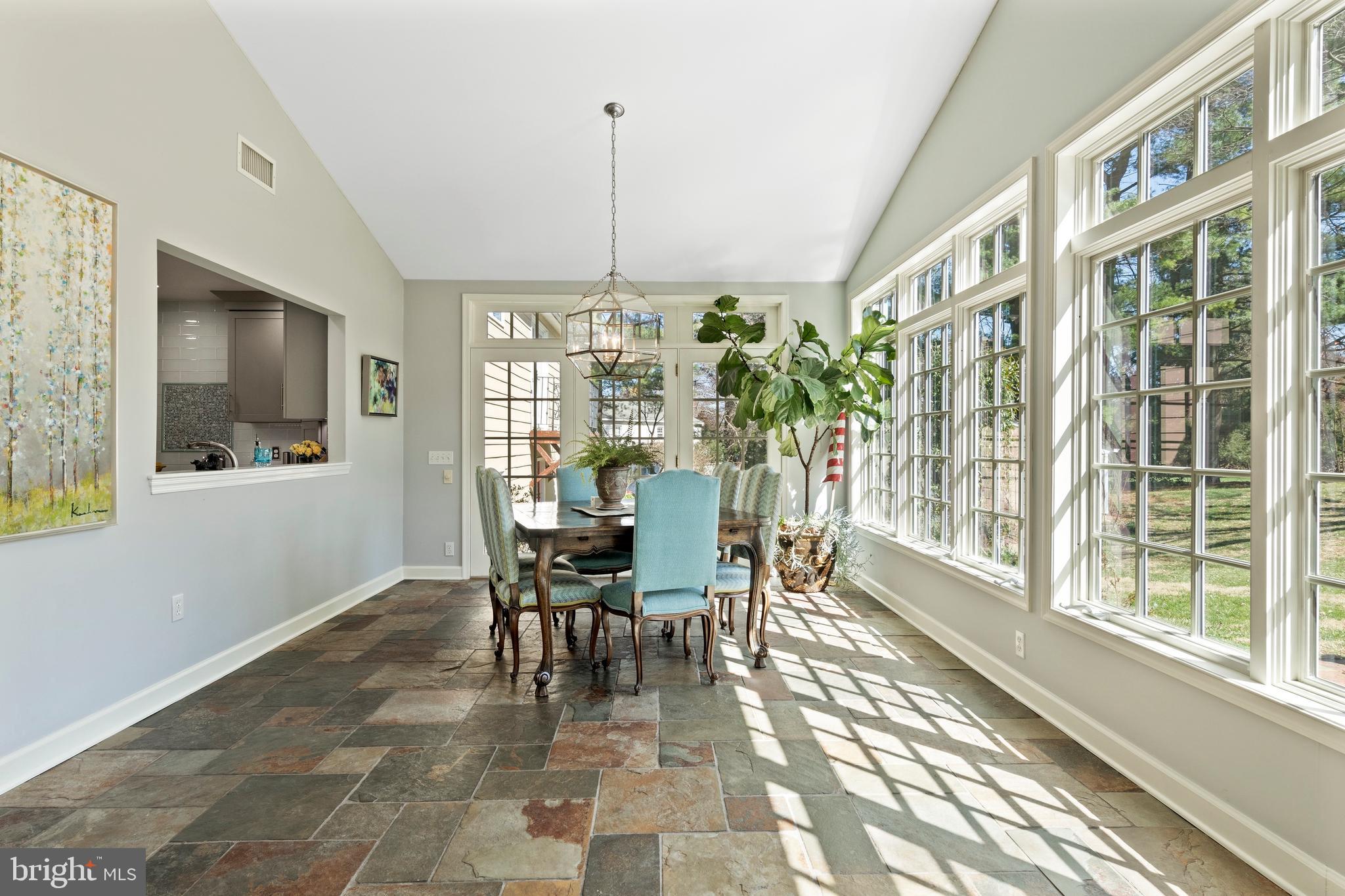 BUTTONWOOD FARMS - Residential