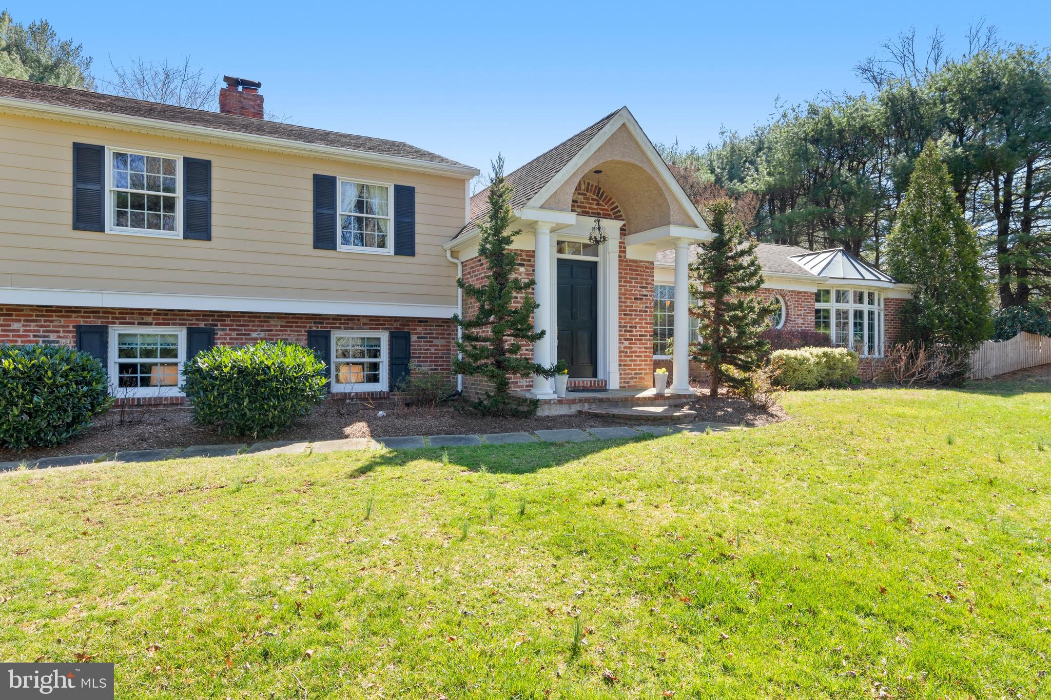 BUTTONWOOD FARMS - Residential