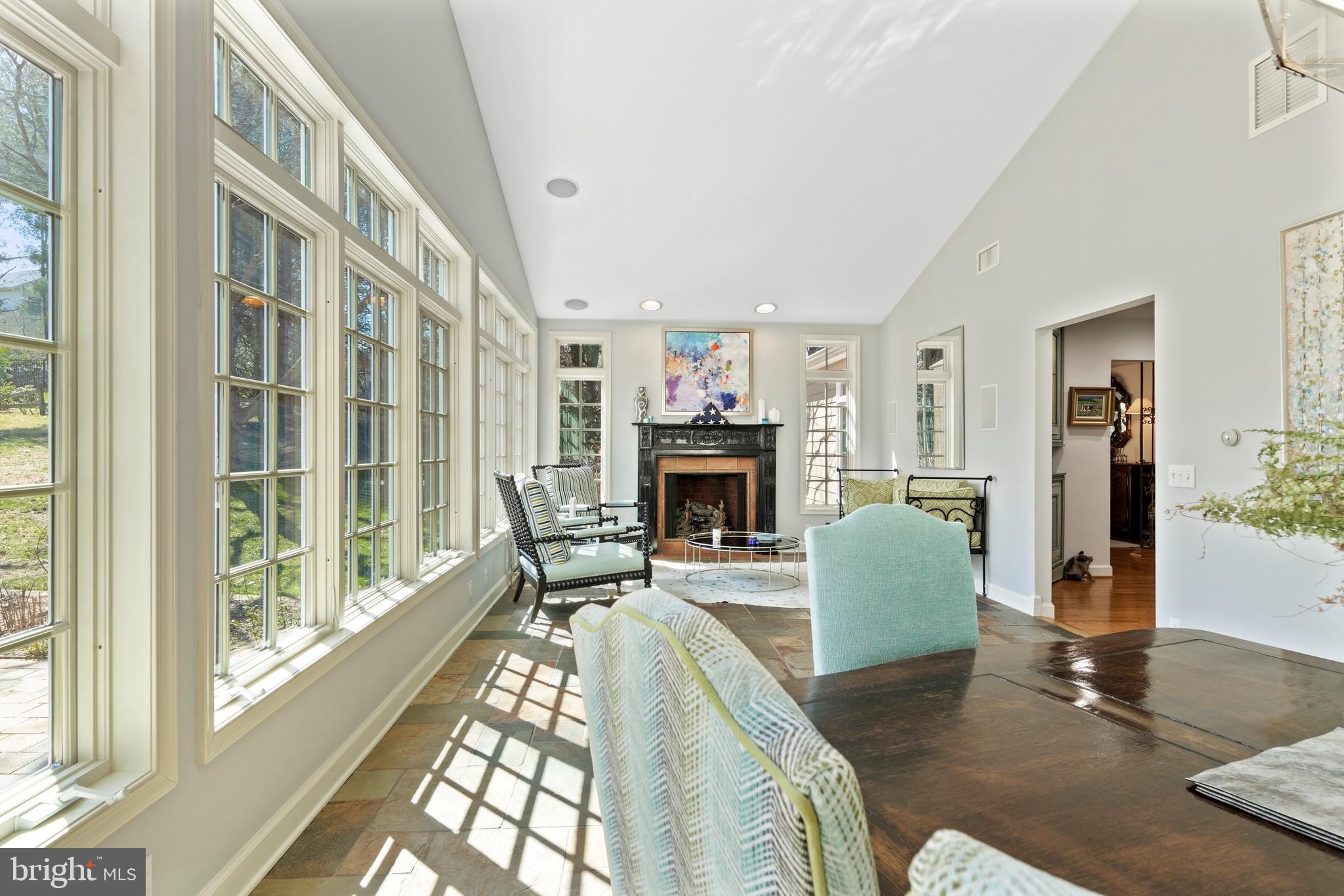 BUTTONWOOD FARMS - Residential