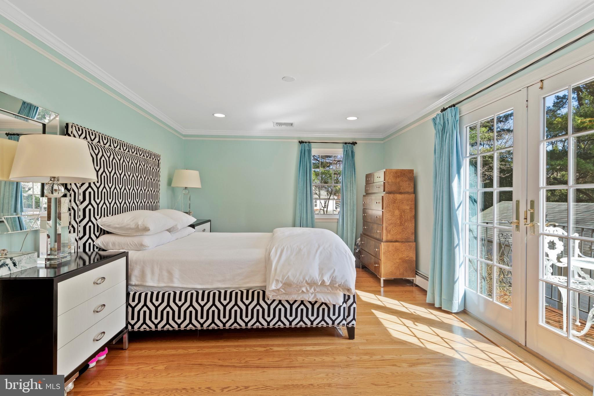 BUTTONWOOD FARMS - Residential