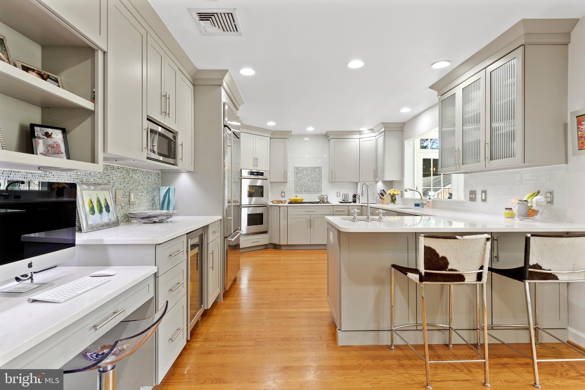 BUTTONWOOD FARMS - Residential