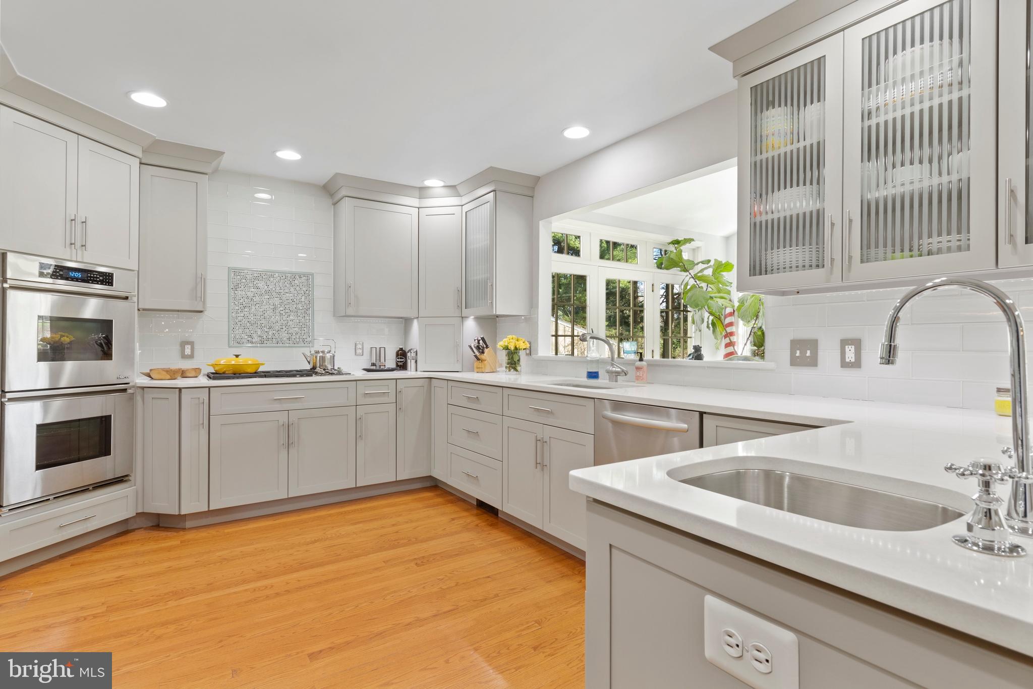 BUTTONWOOD FARMS - Residential