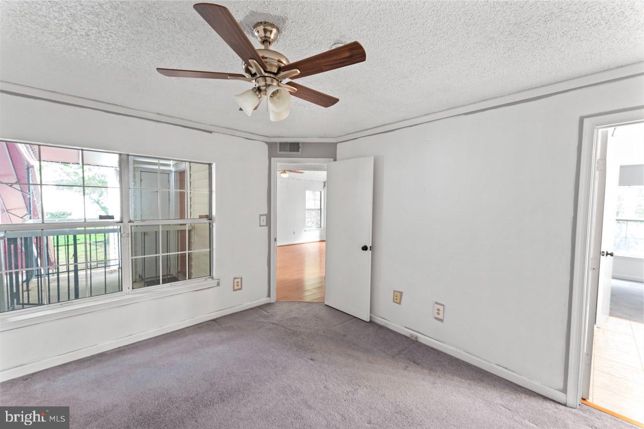1013 FALLCREST COURT 4-203