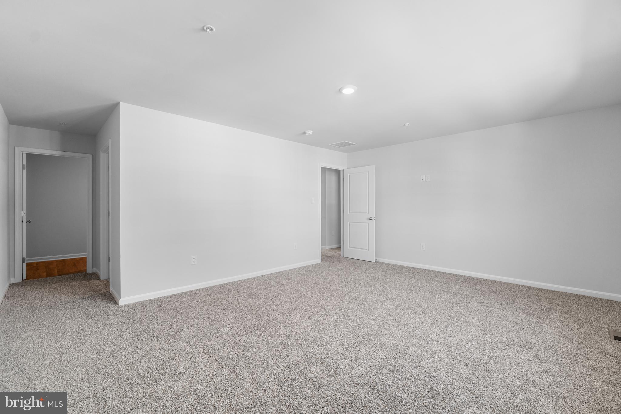 RED HILL - Residential